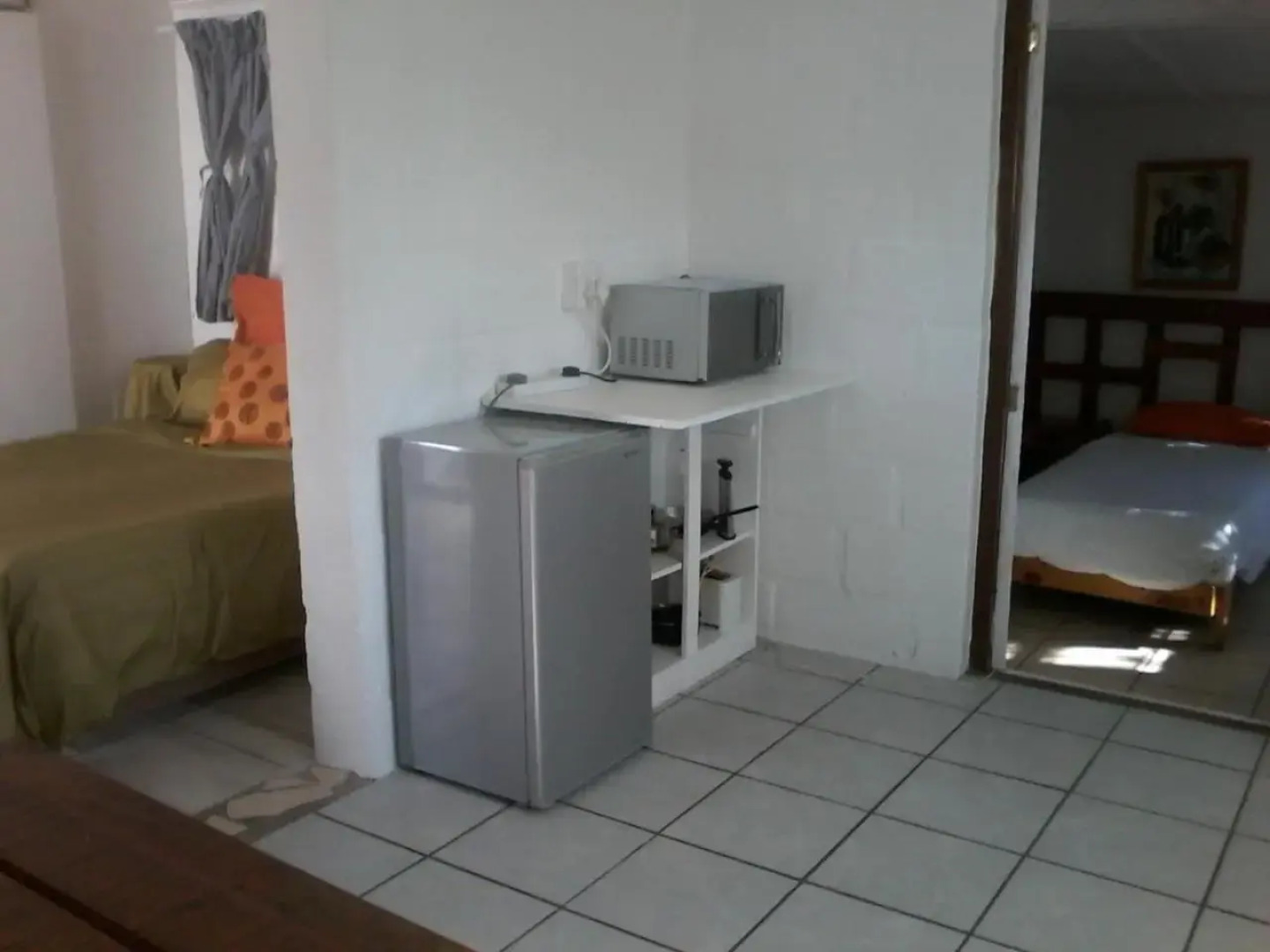 40 on Main Self Catering