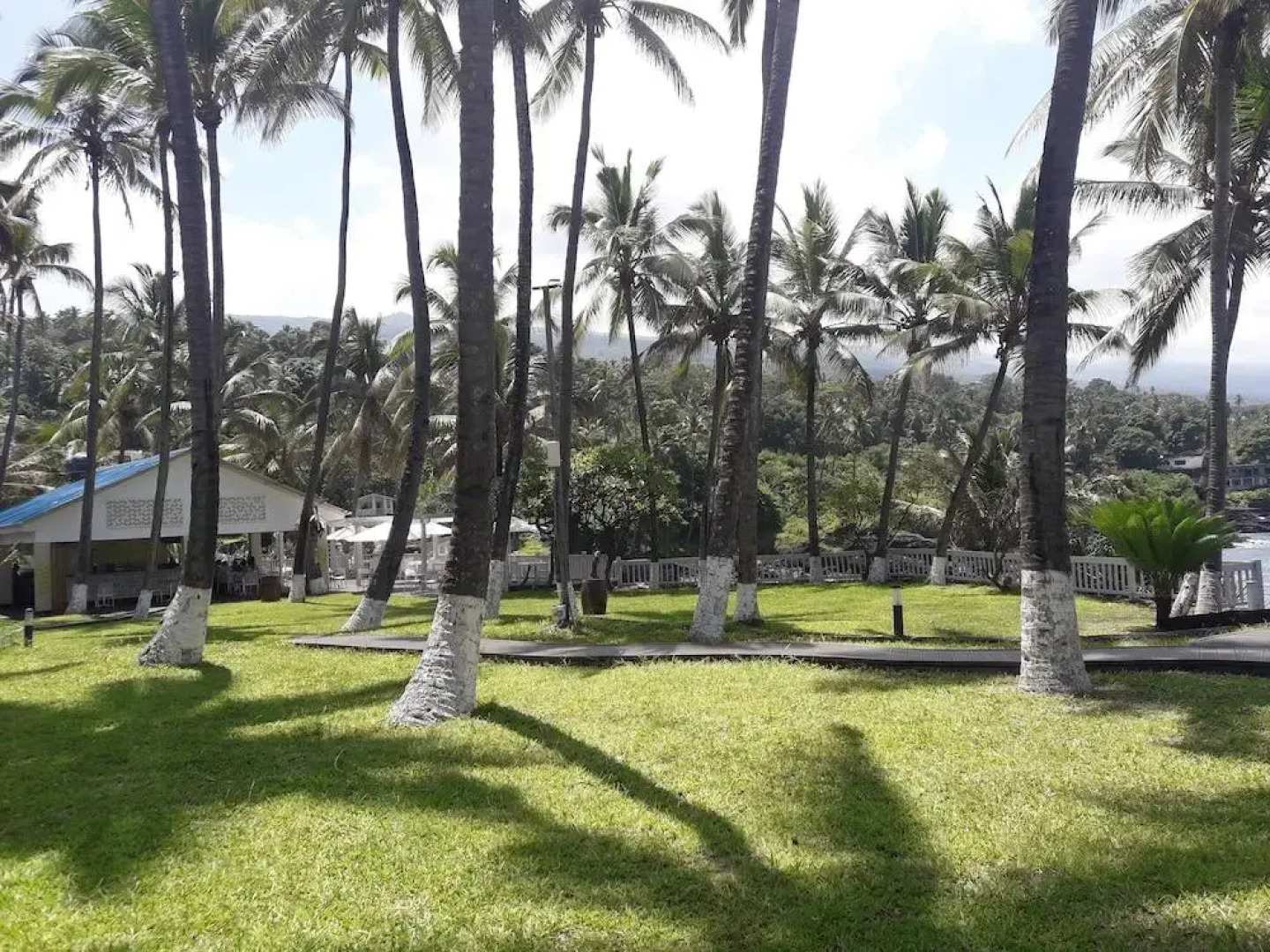 Cristal Itsandra Beach Hotel