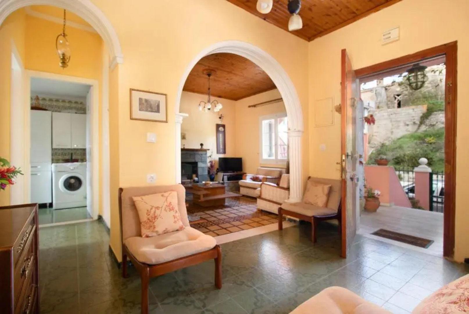 Eleni'S Traditional House In Agrafi