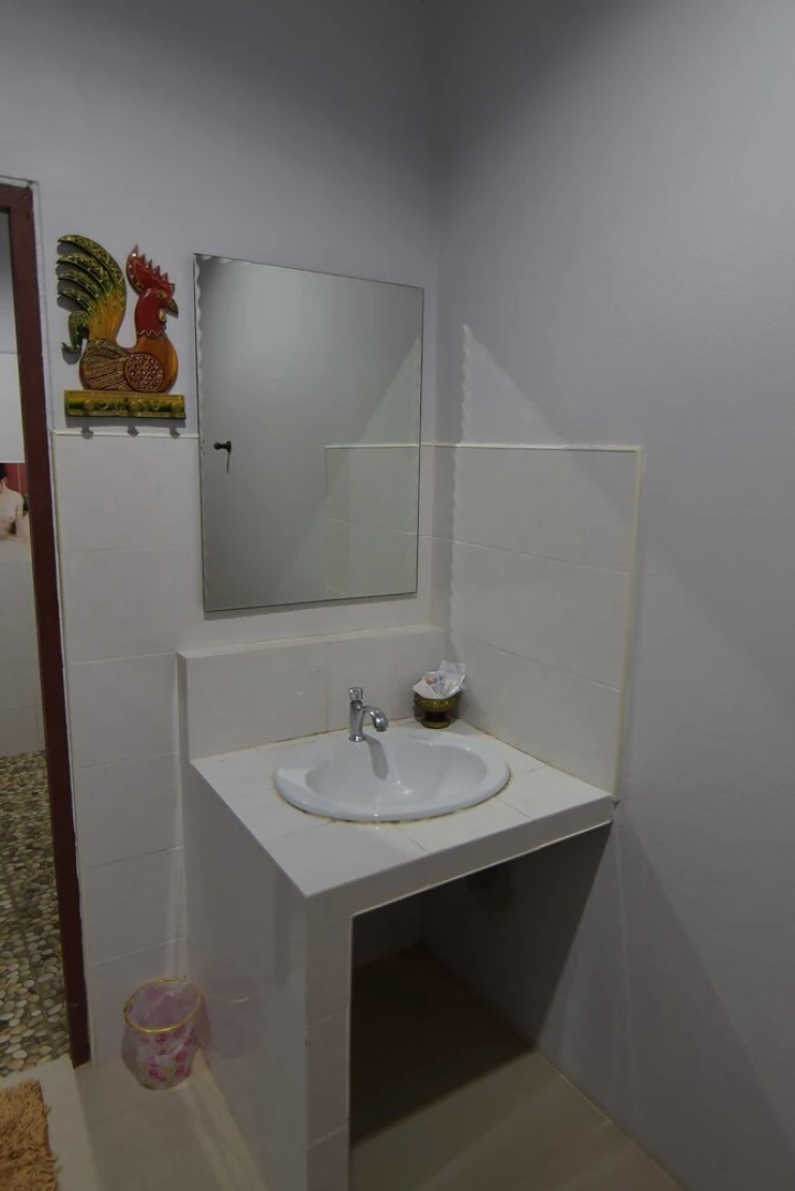 Pinthong Resort - Adults Only