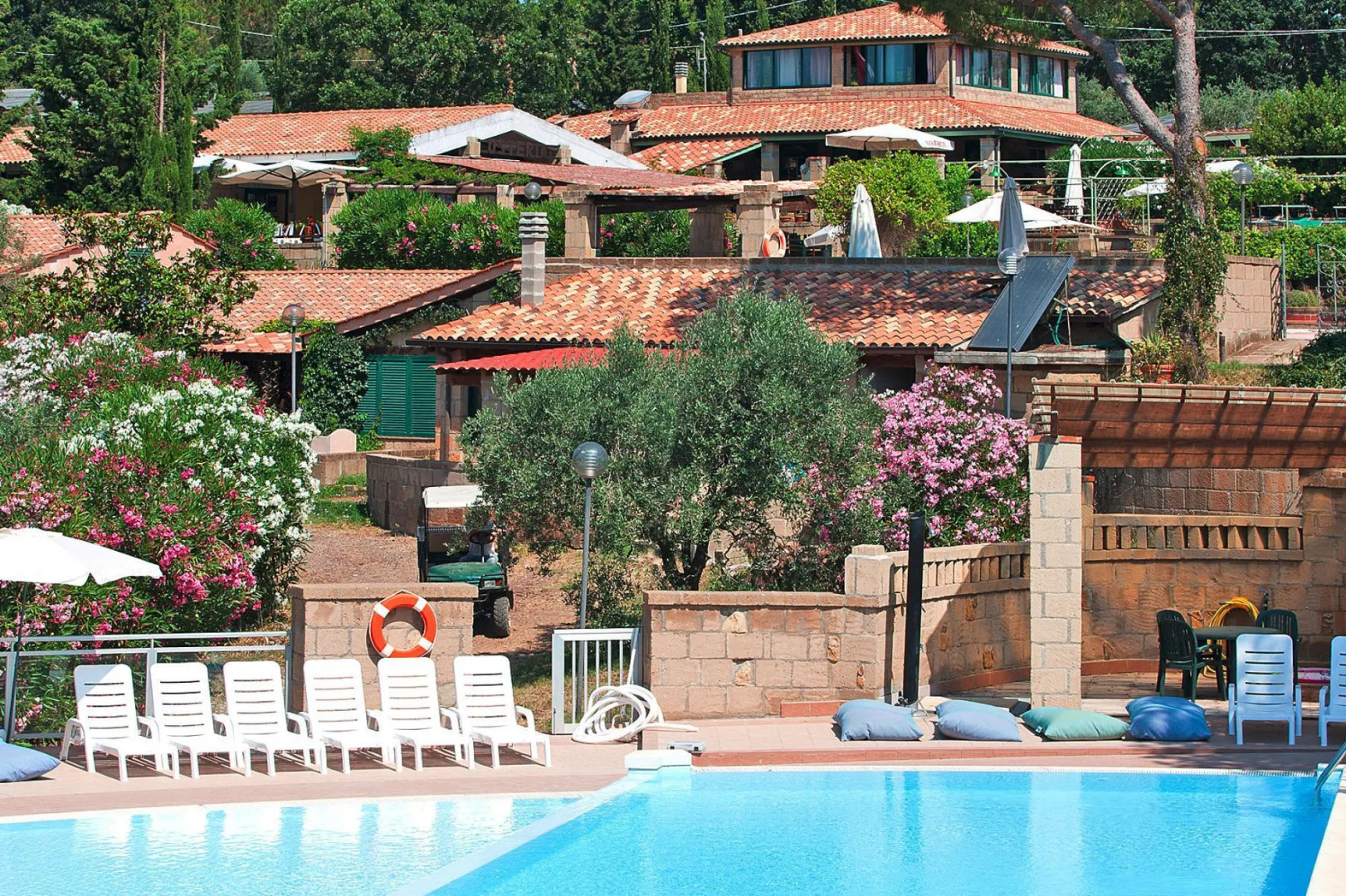 Family Apartment in Guardistallo With Pool