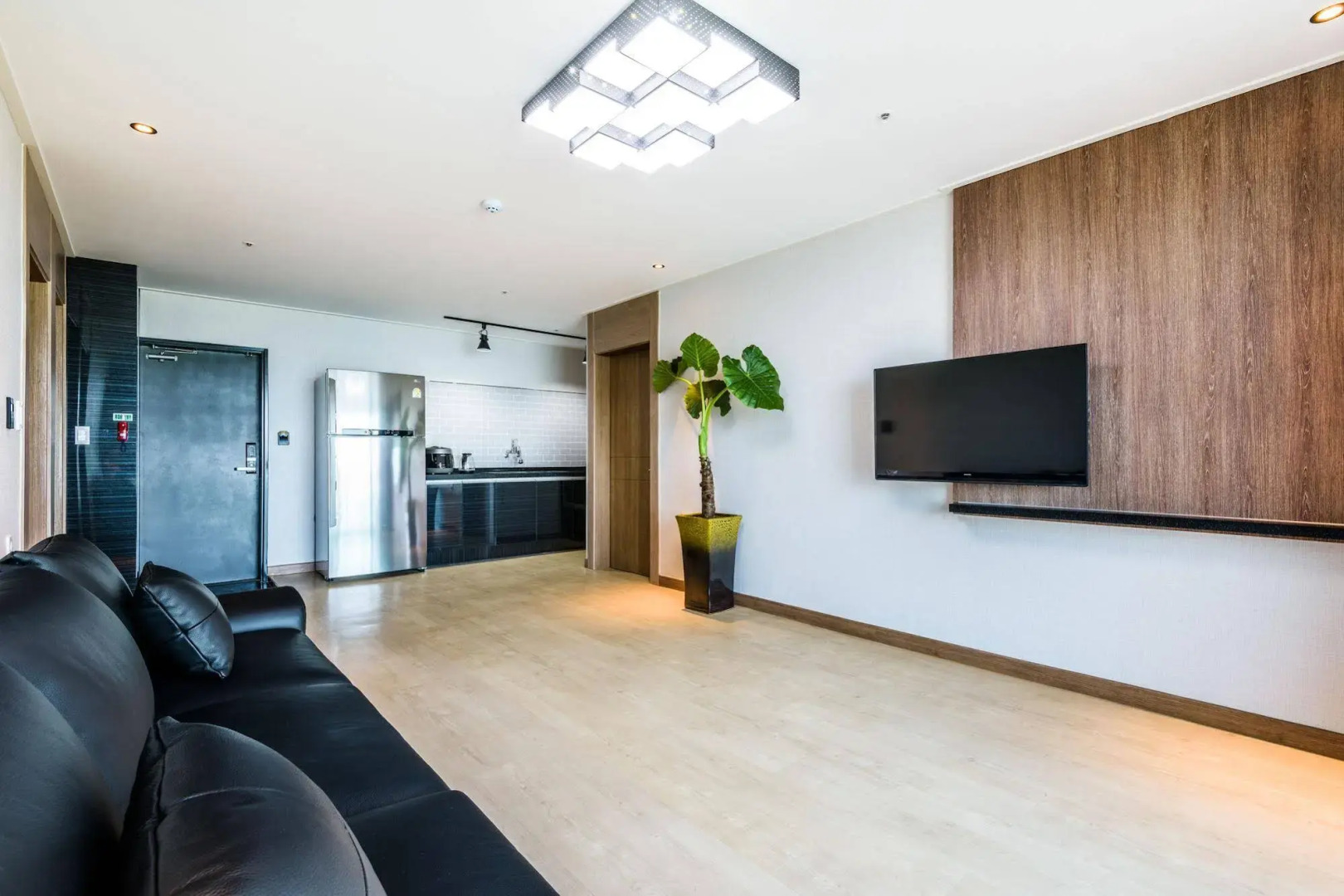 Spring and Autumn Hotel&Resort