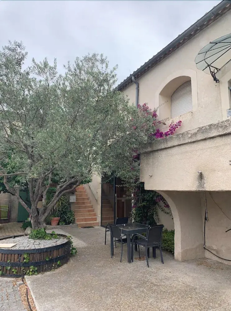 Spacieux logement domaine securise