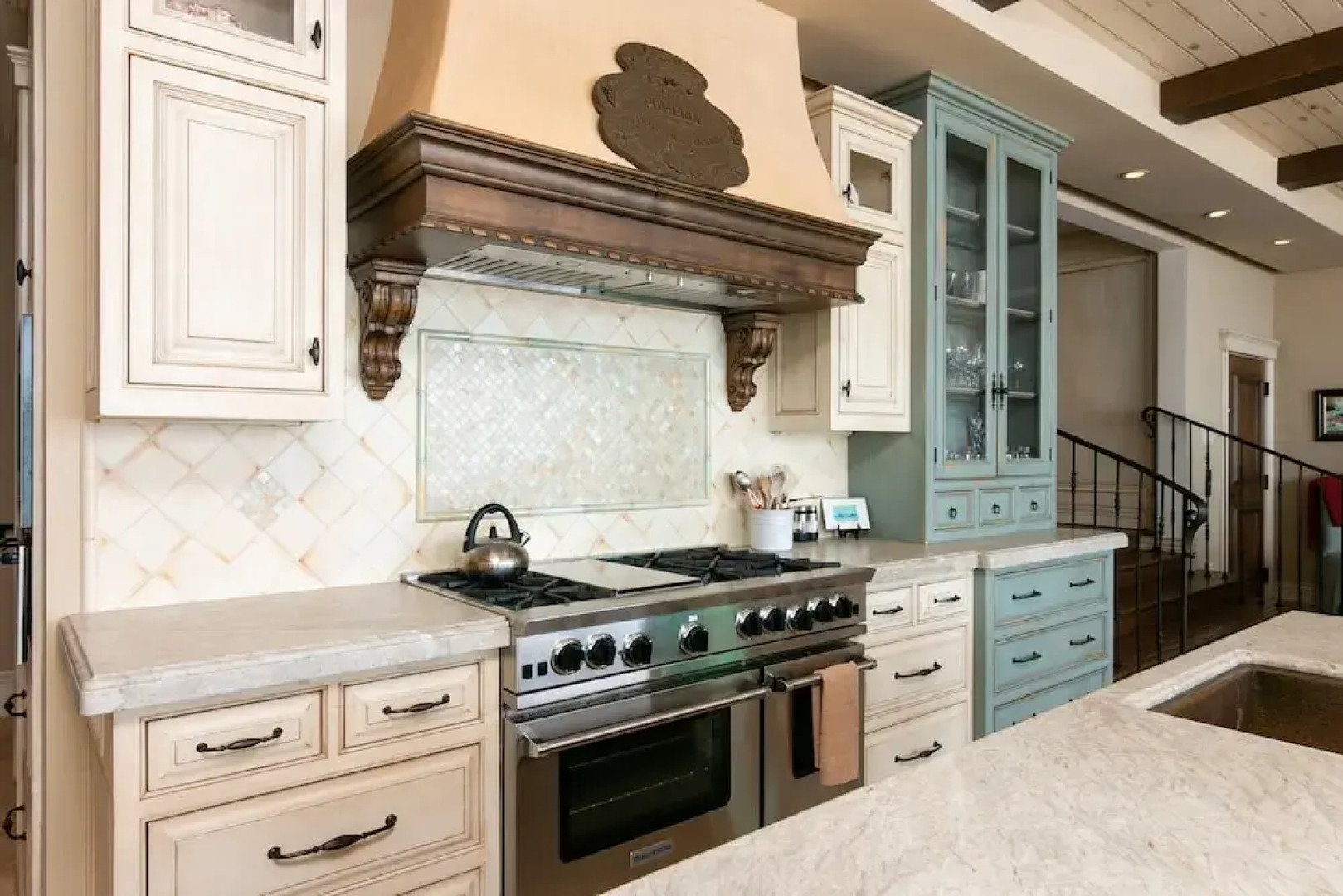 Absolute Oceanfront Opulence In Mussel Shoals 3 Bedroom Home