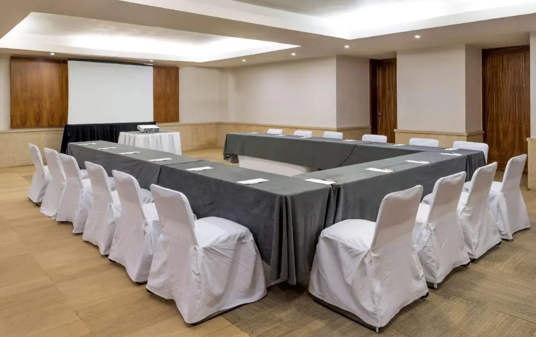 Real Inn Guadalajara Expo