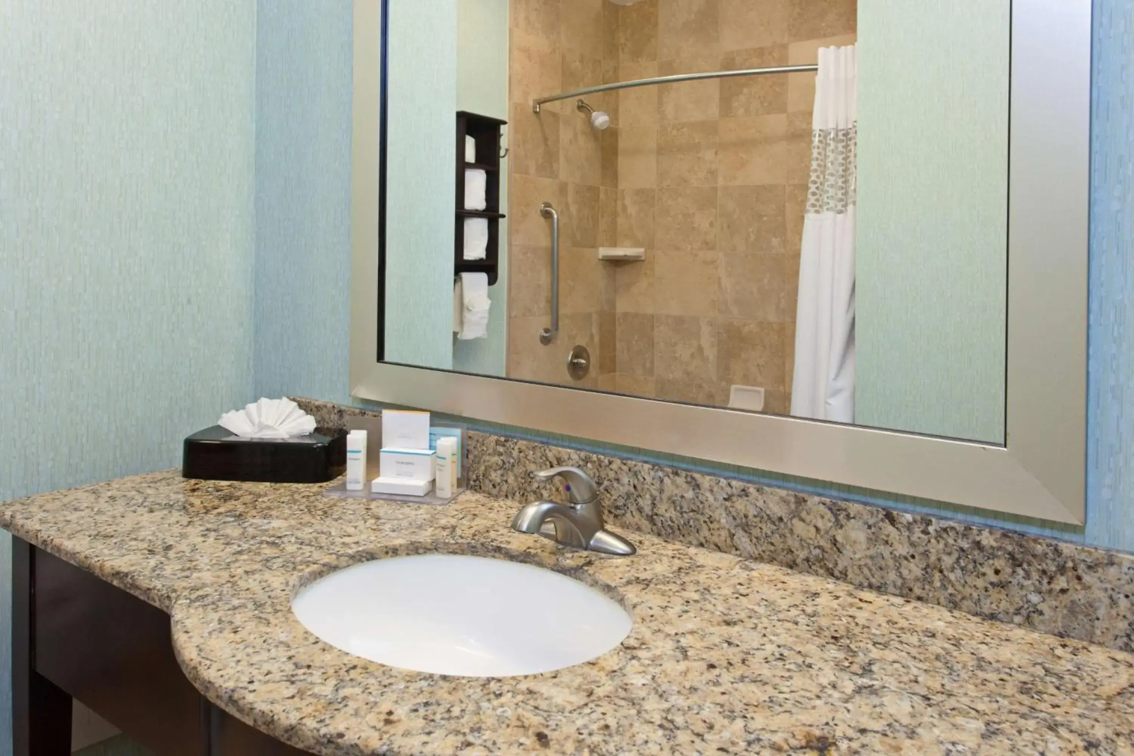 Courtyard by Marriott Bethesda/Chevy Chase