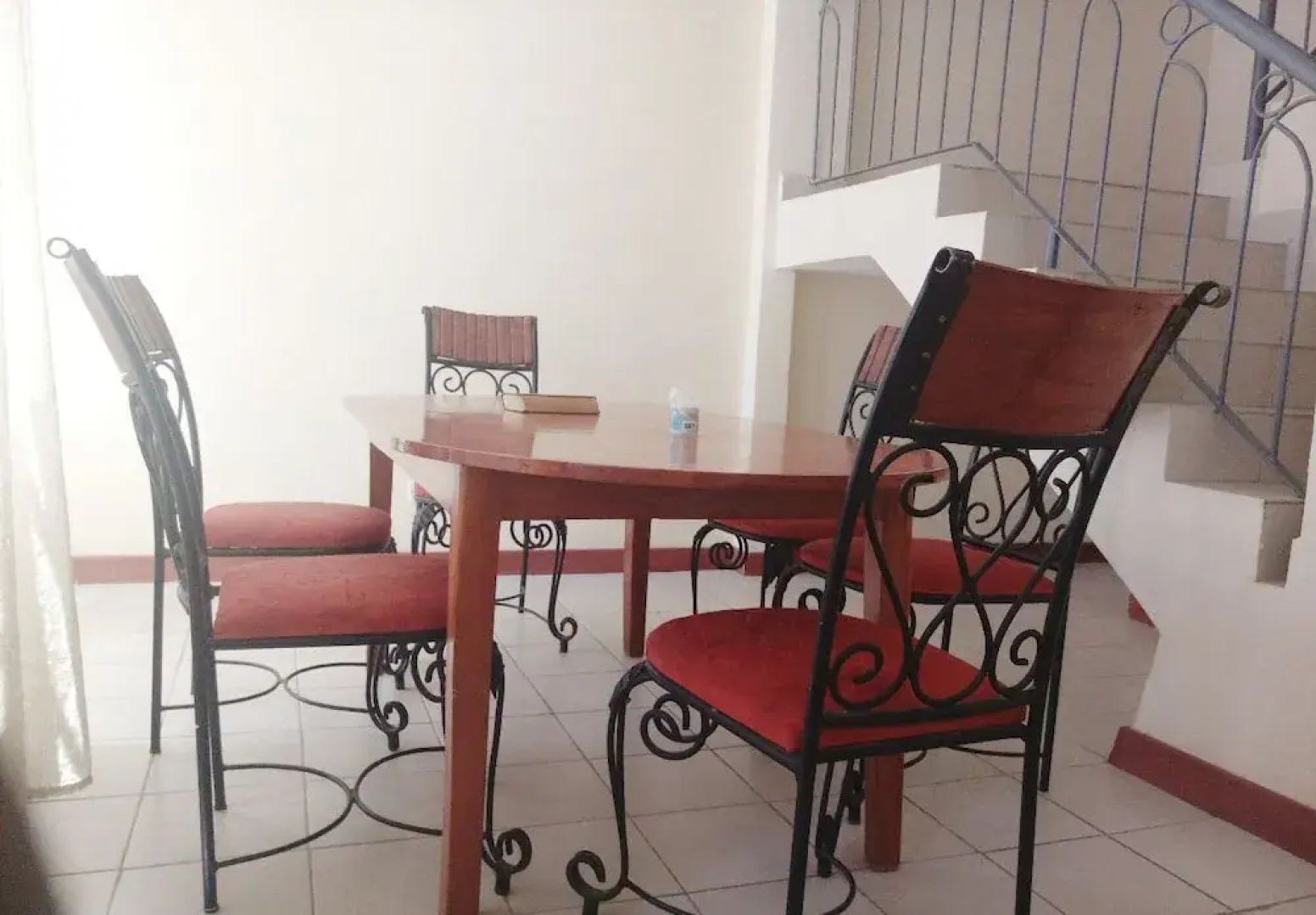 Private Home 4 bedrooms 4.5 bathrooms