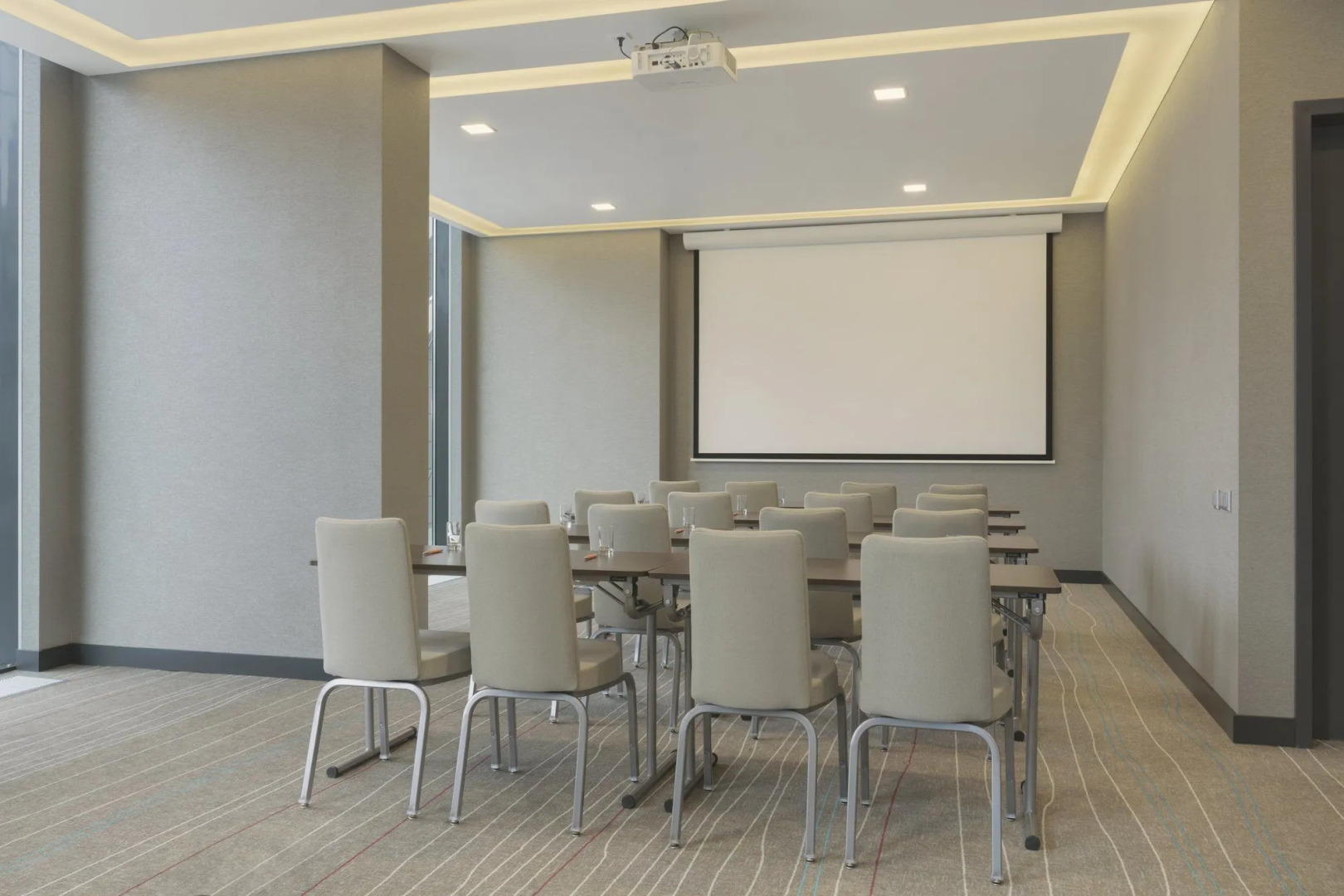 Sky Loft Hotel Kyiv by Rixwel