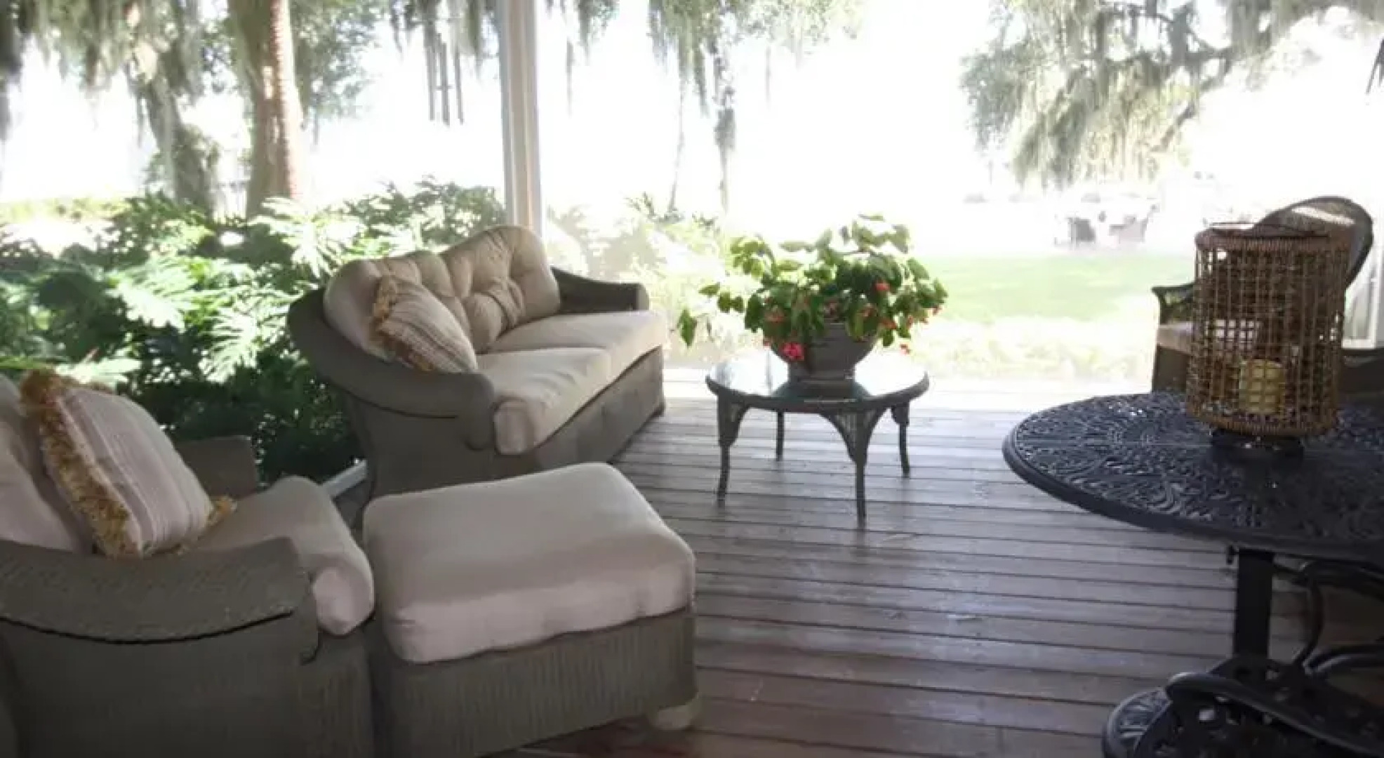 The Nest on Lake Weir