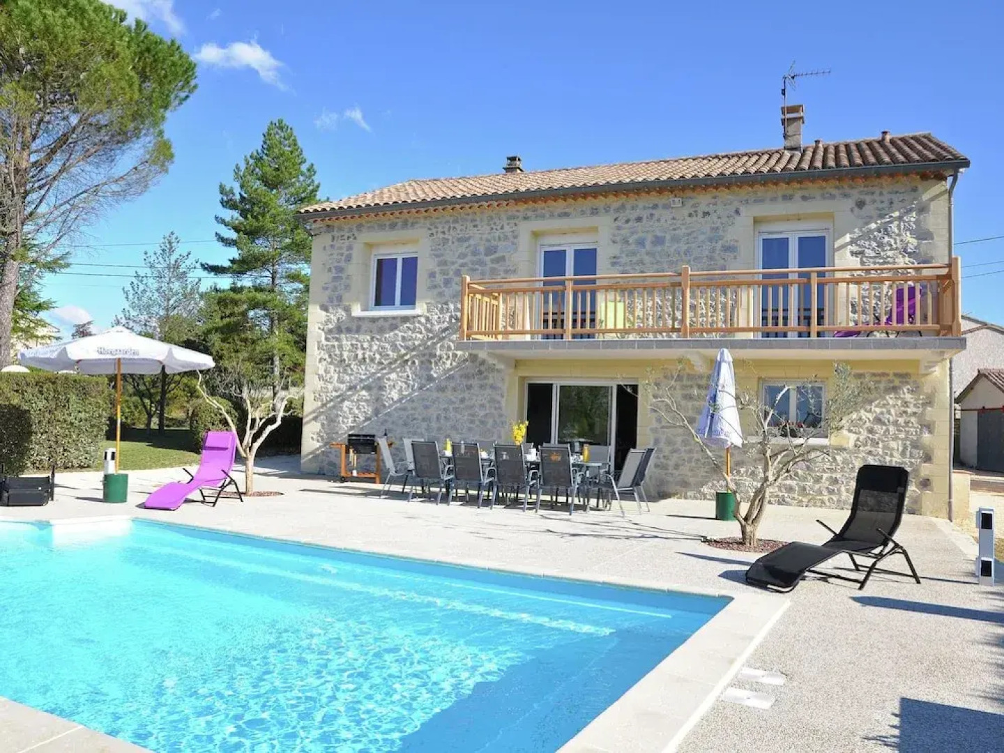 Luxury Villa with Private Pool in Saint-Victor-de-Malcap