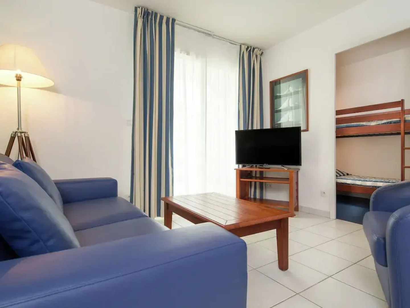 Comfy Apartment With Dishwasher in Harbor Town