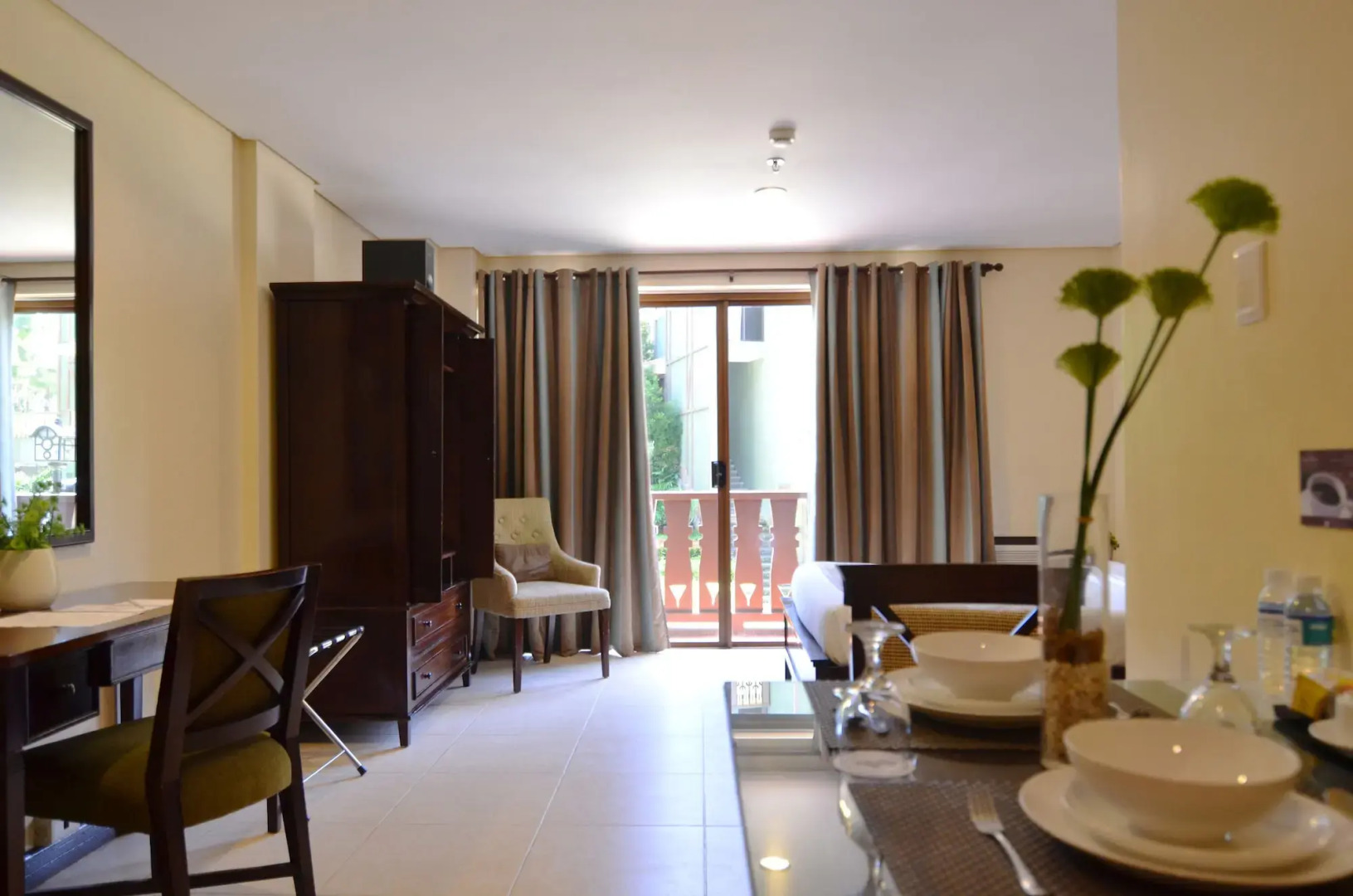 Crosswinds Resort Suites