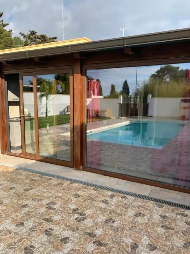 Appartamento in villa con piscina a 700m dal mare