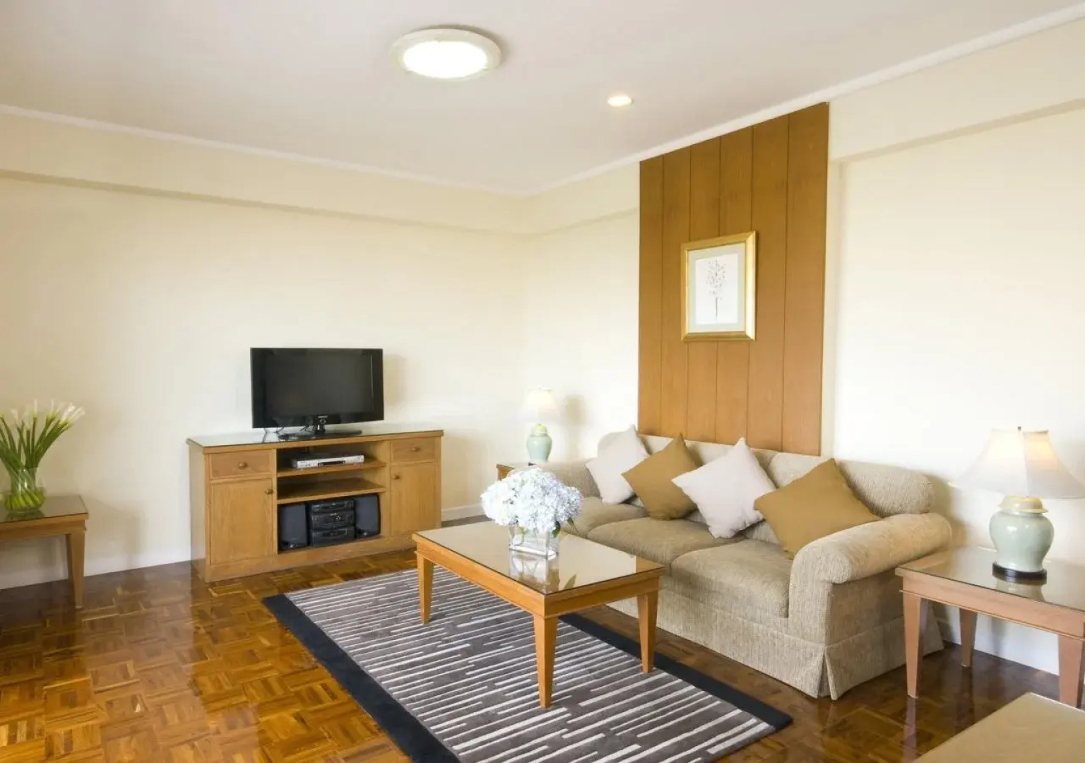 Kantary House Hotel & Serviced Apartments