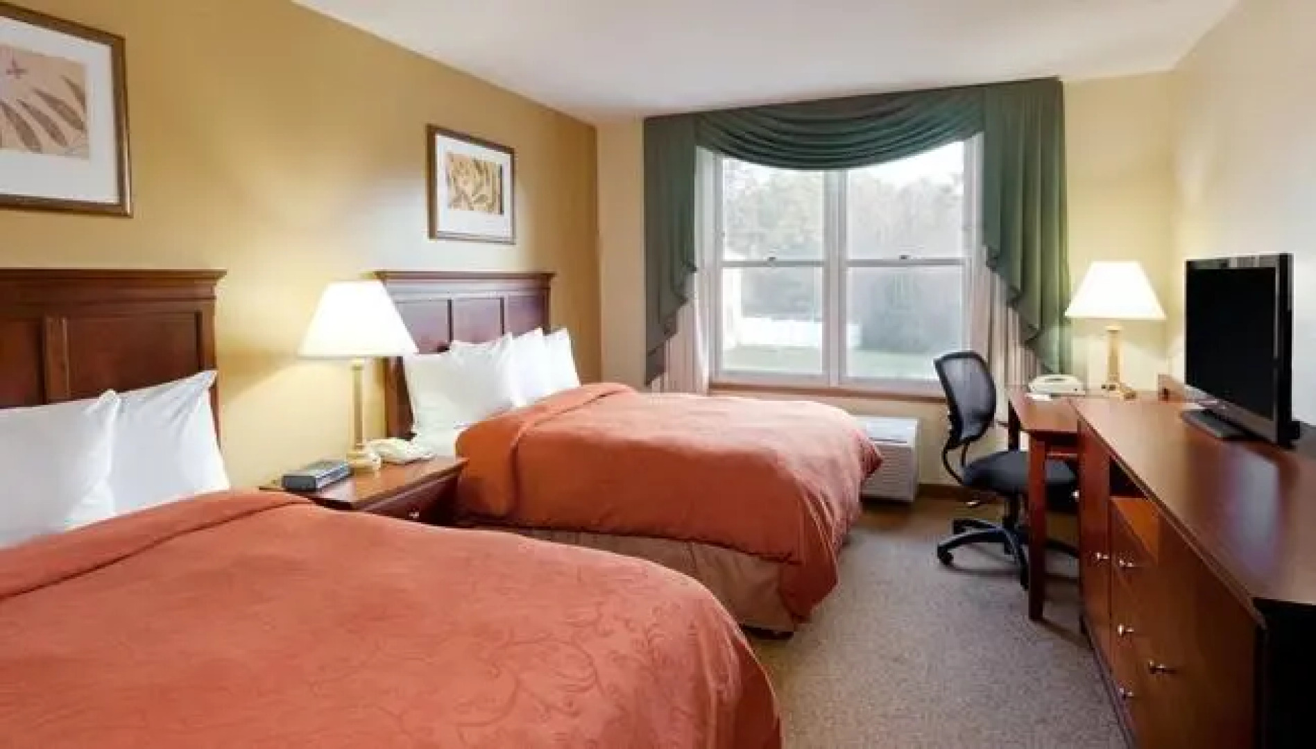 Country Inn by Carlson Millville