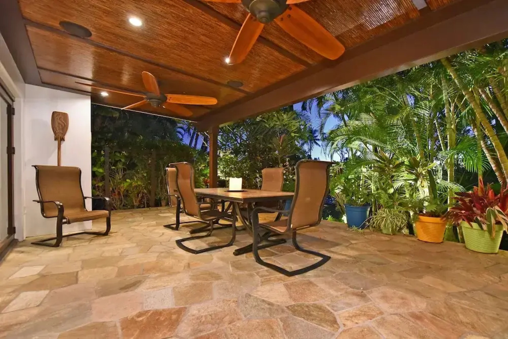 Puamana 55-4 2 Bedrooms 2.5 Bathrooms Townhouse