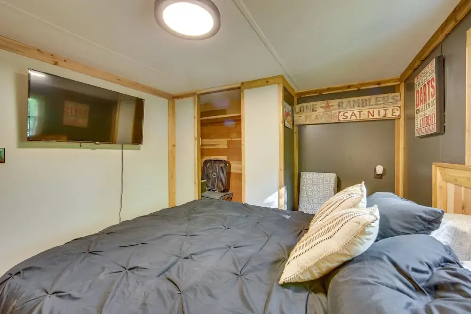 Hemphill Home w/ Community Perks < 1 Mi to Water!