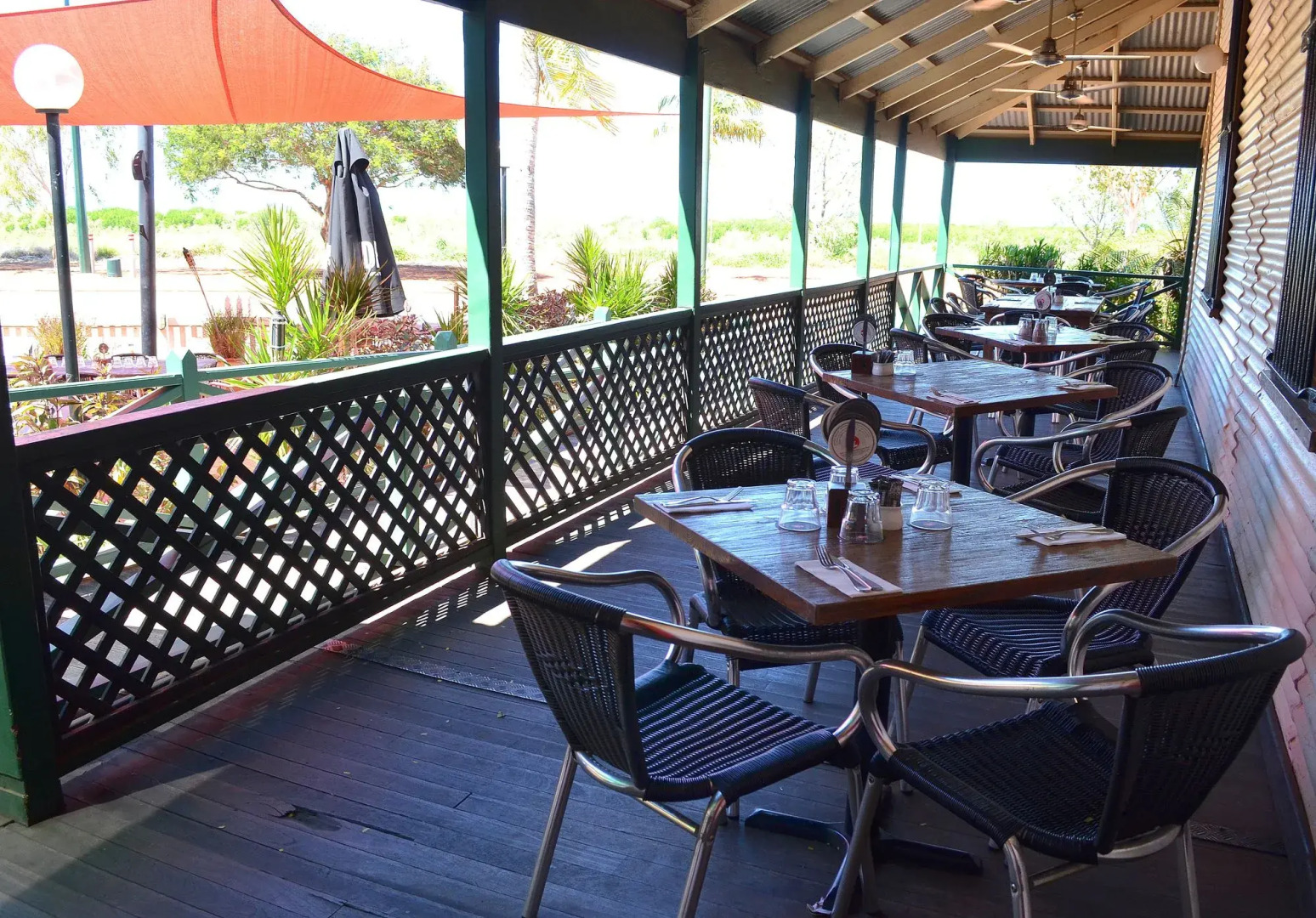 Moonlight Bay Suites