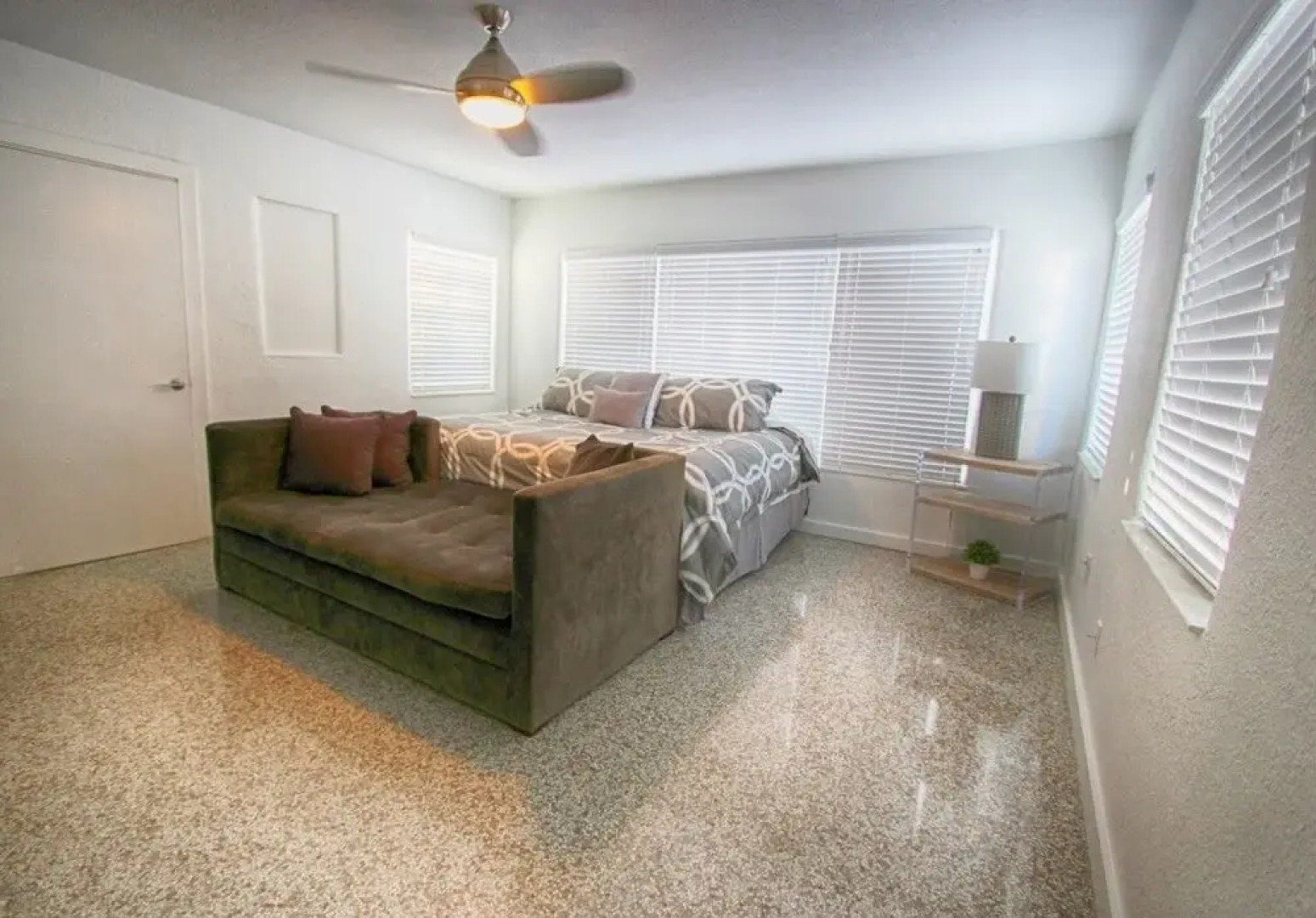 3 Palms Retreat by RedAwning