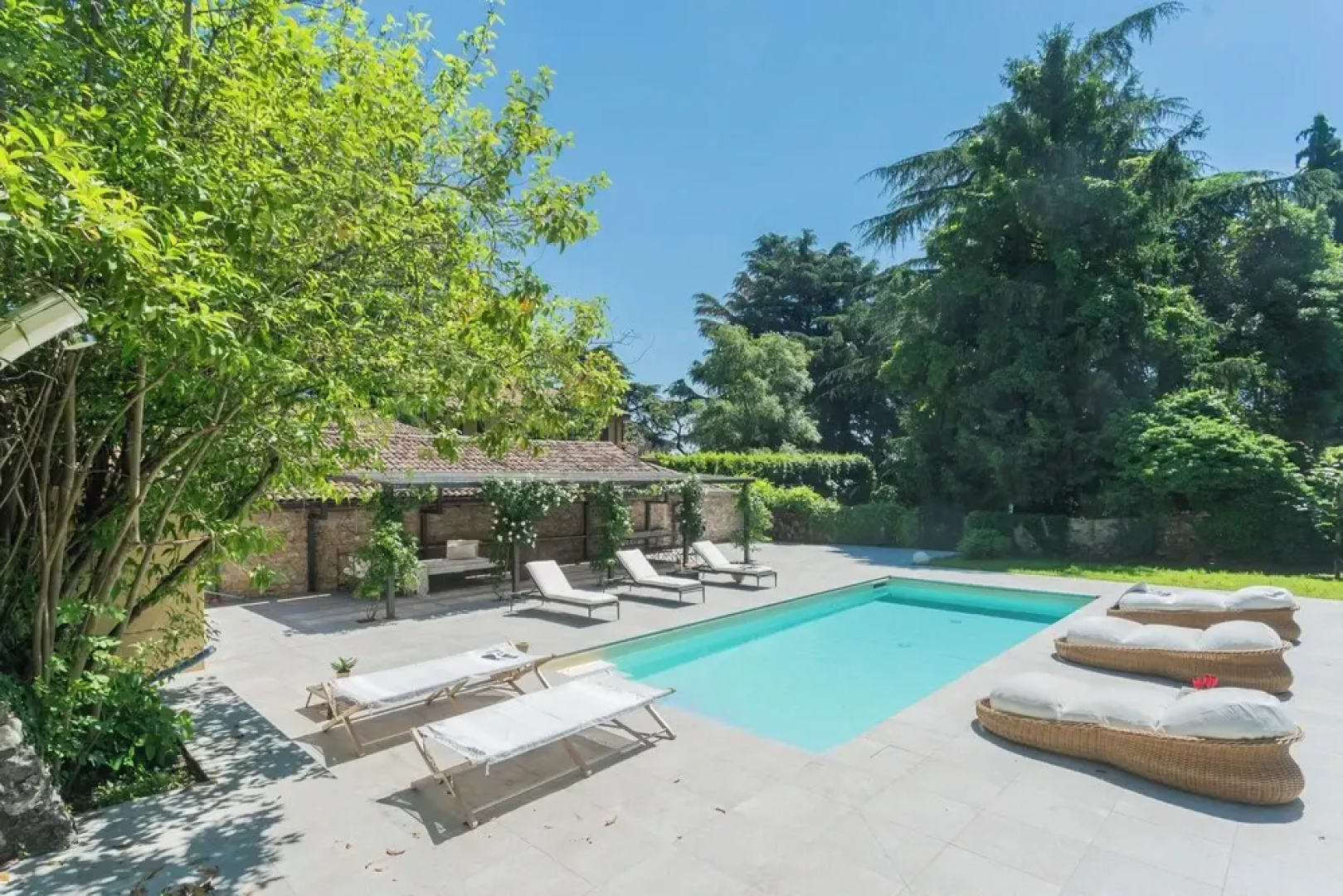 Villa Ca' Moneta Albavilla by Rent all Como