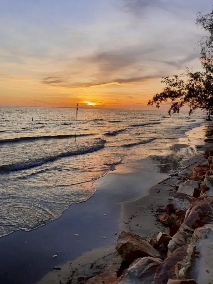 A&B Beach Villa At VK