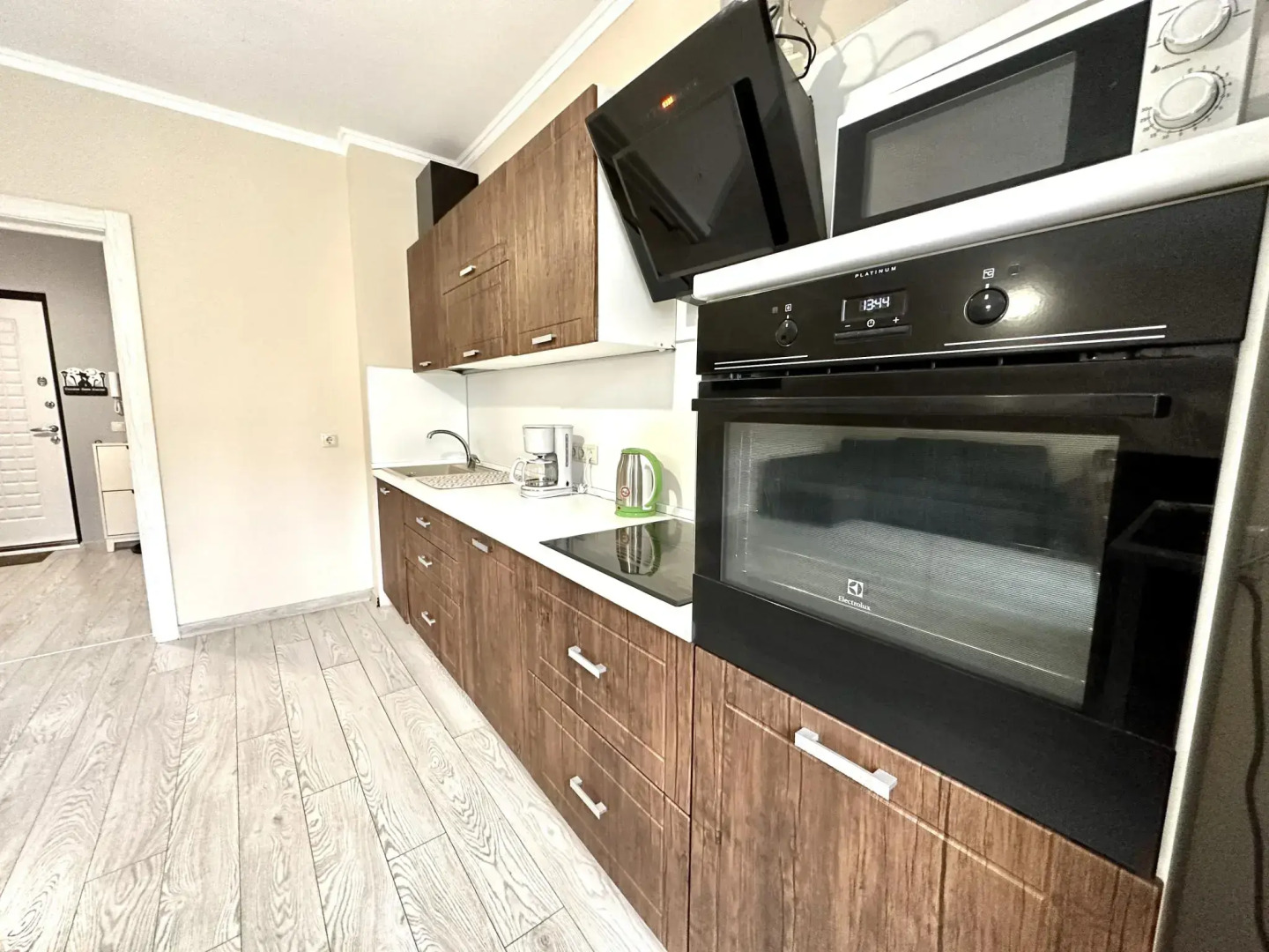 Compass (Компасс) на улице Миусская