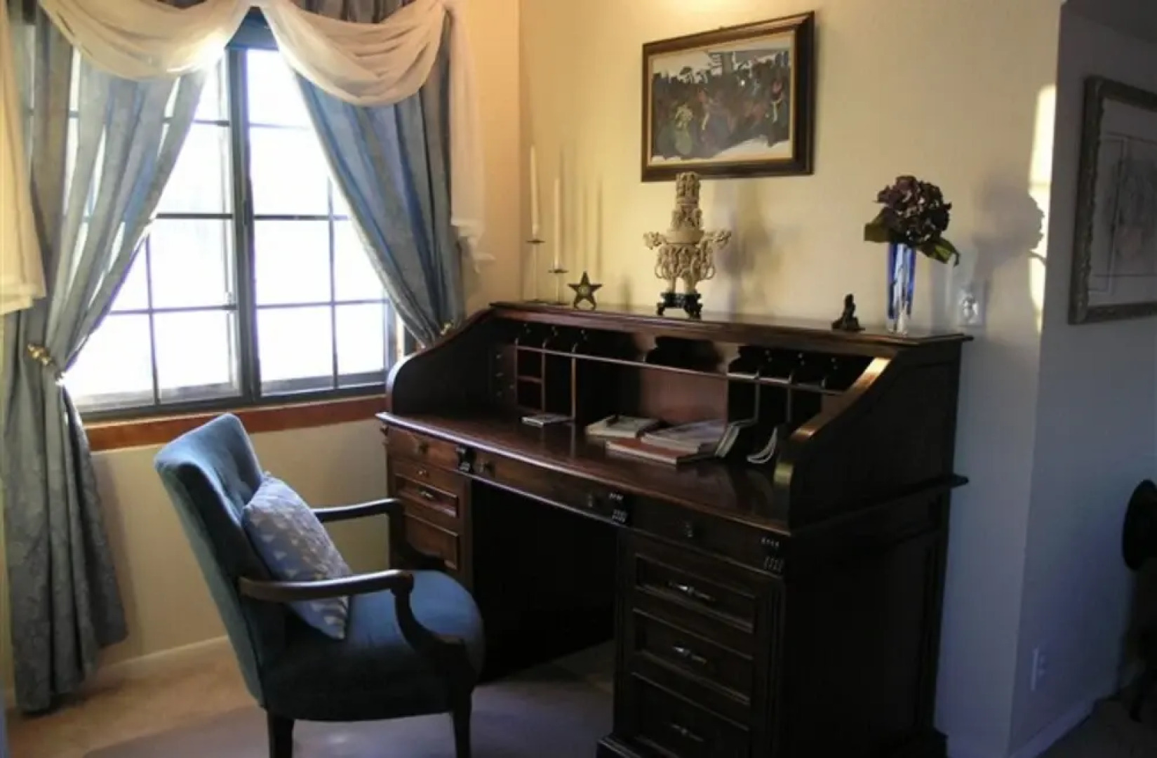 The Grand Living Bed & Breakfast