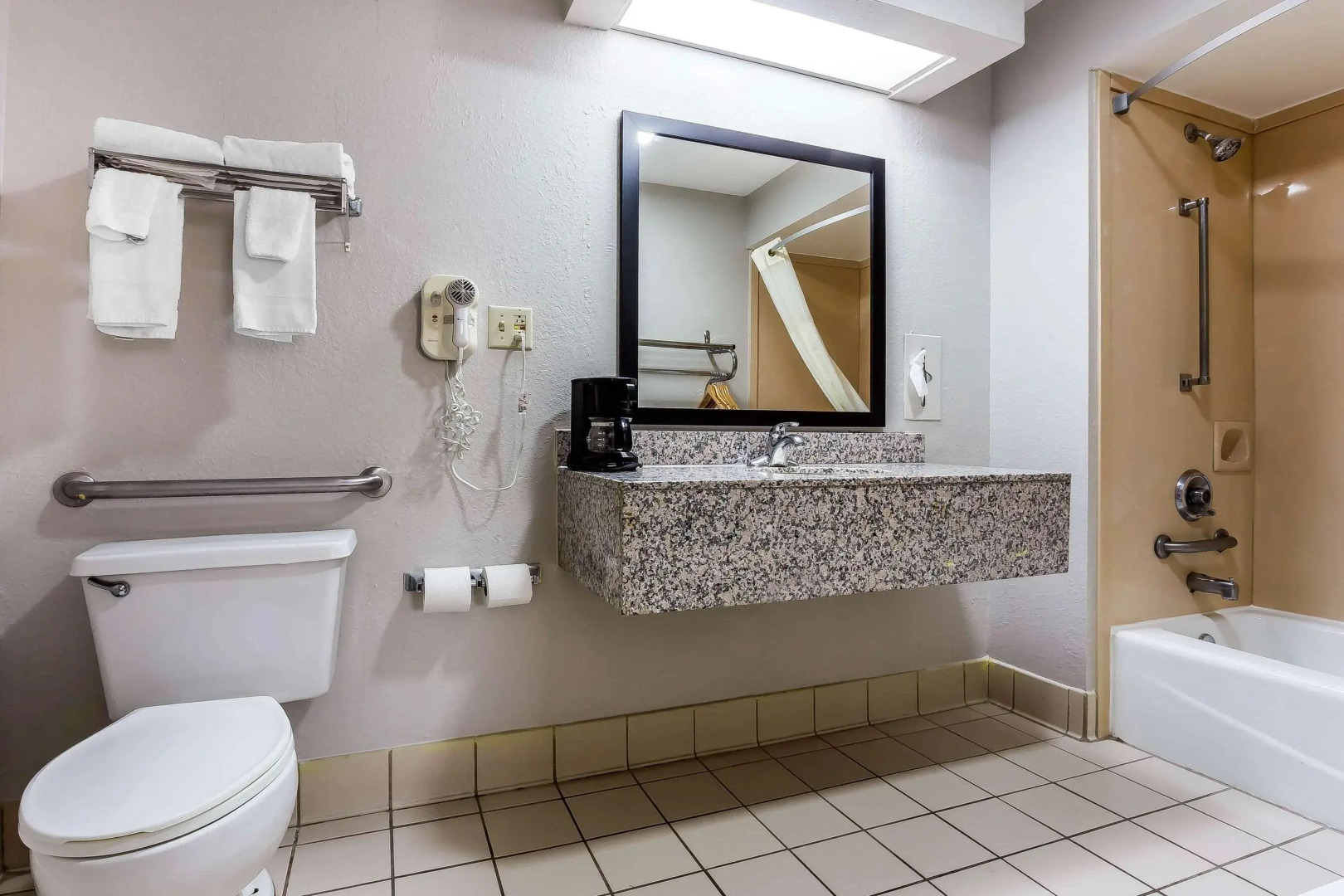 Quality Inn & Suites Mooresville - Lake Norman