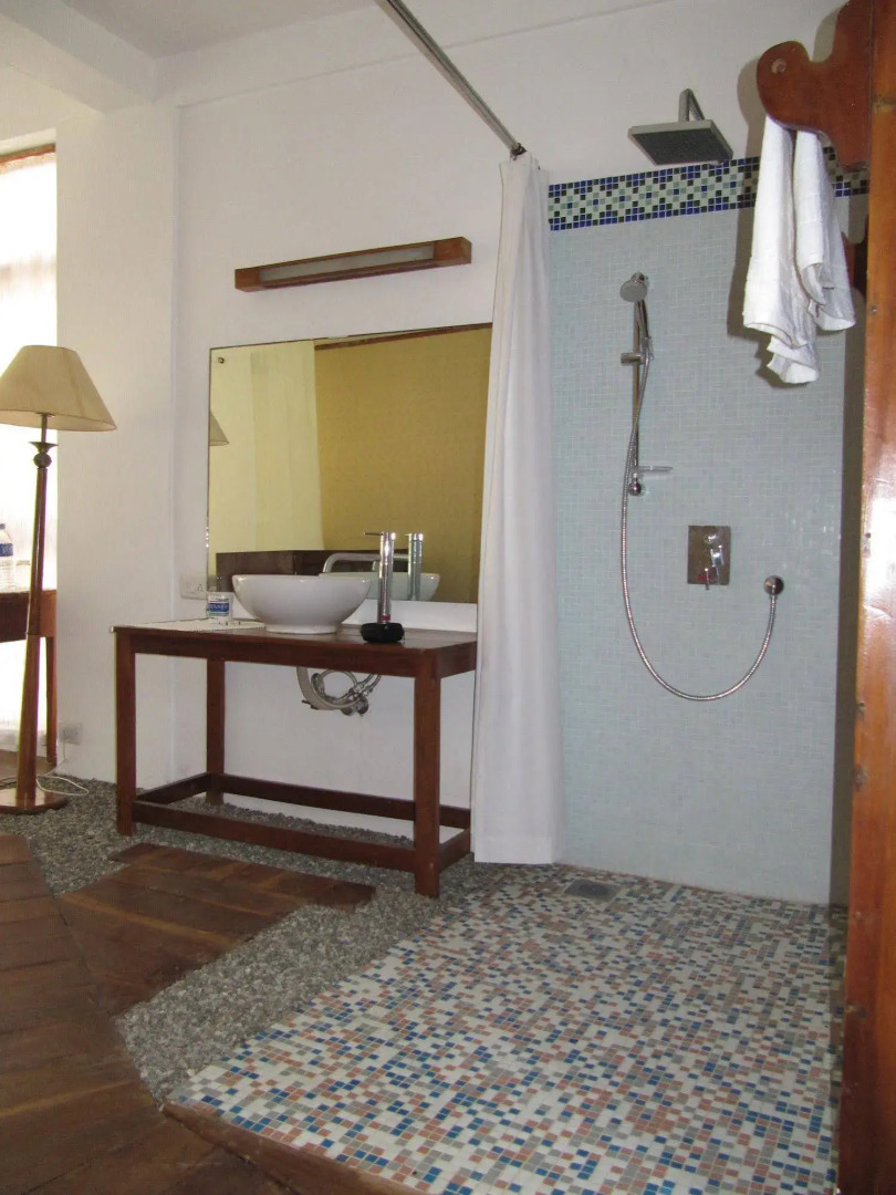 The Eco, The Poolside Beach Retreat