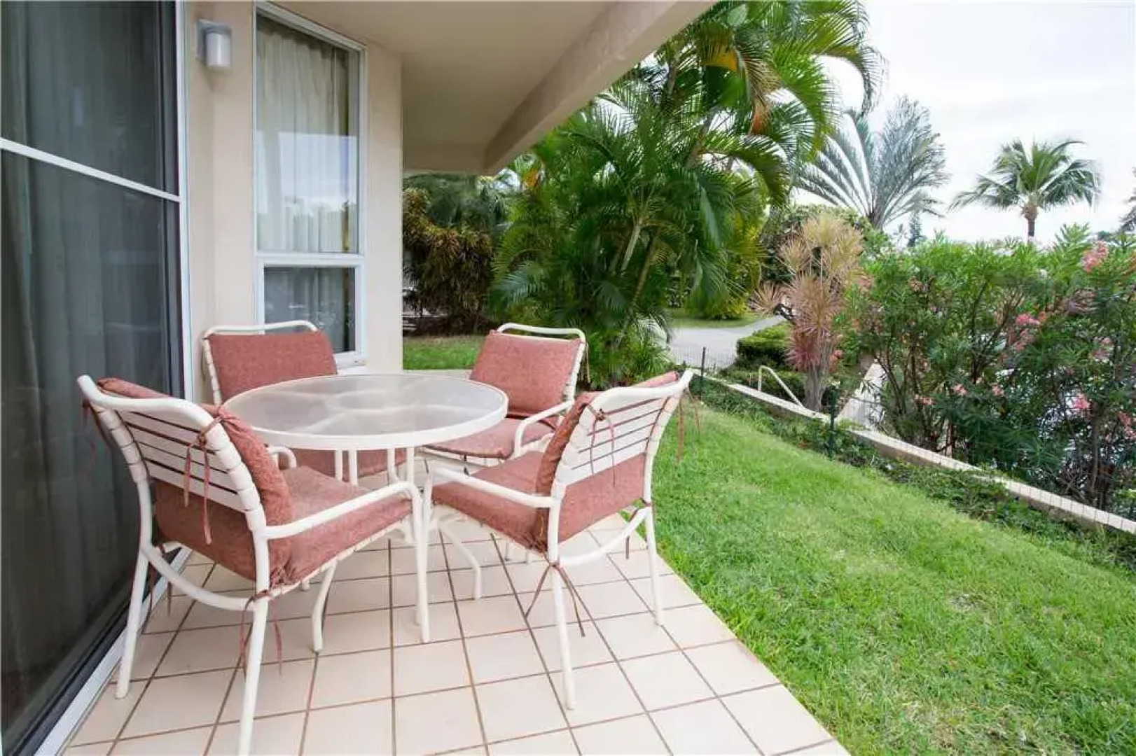 Castle at Maui Banyan