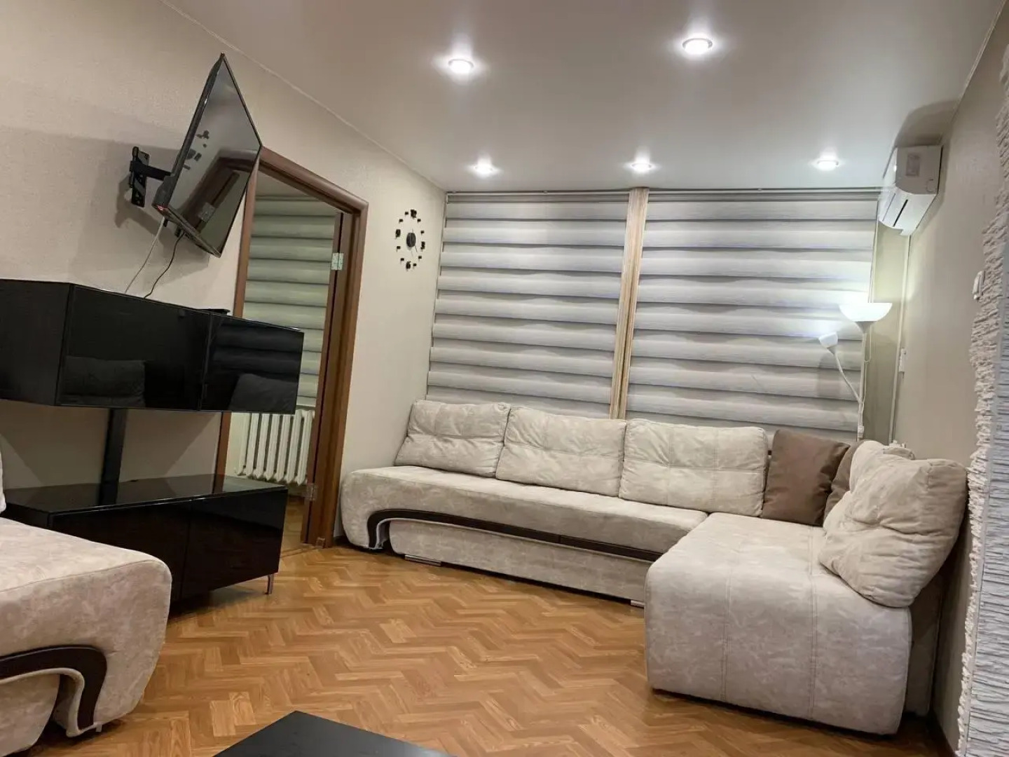 Апартаменты на улице Орджоникидзе 10