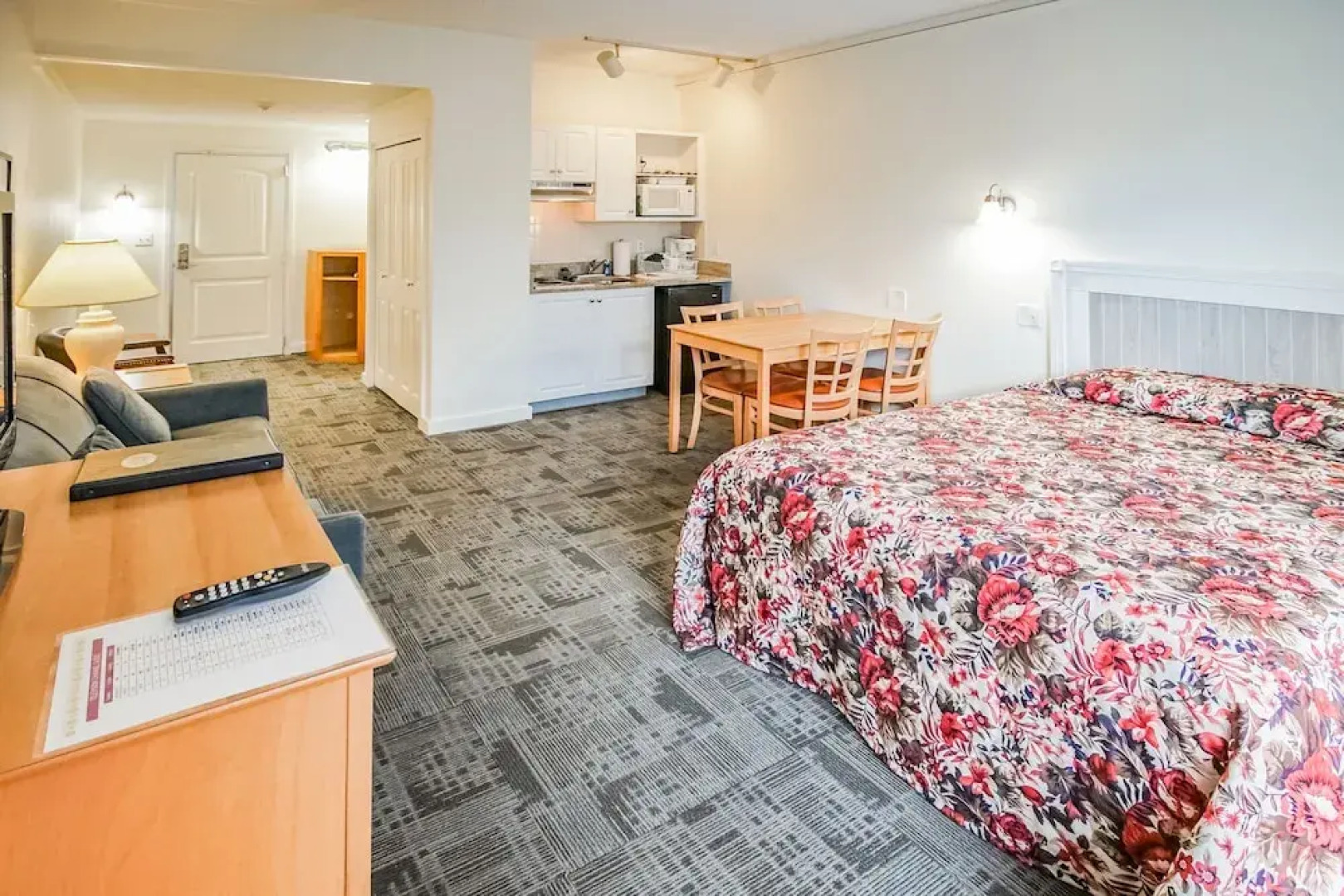 Courtyard Resort Hyannis, a VRI resort