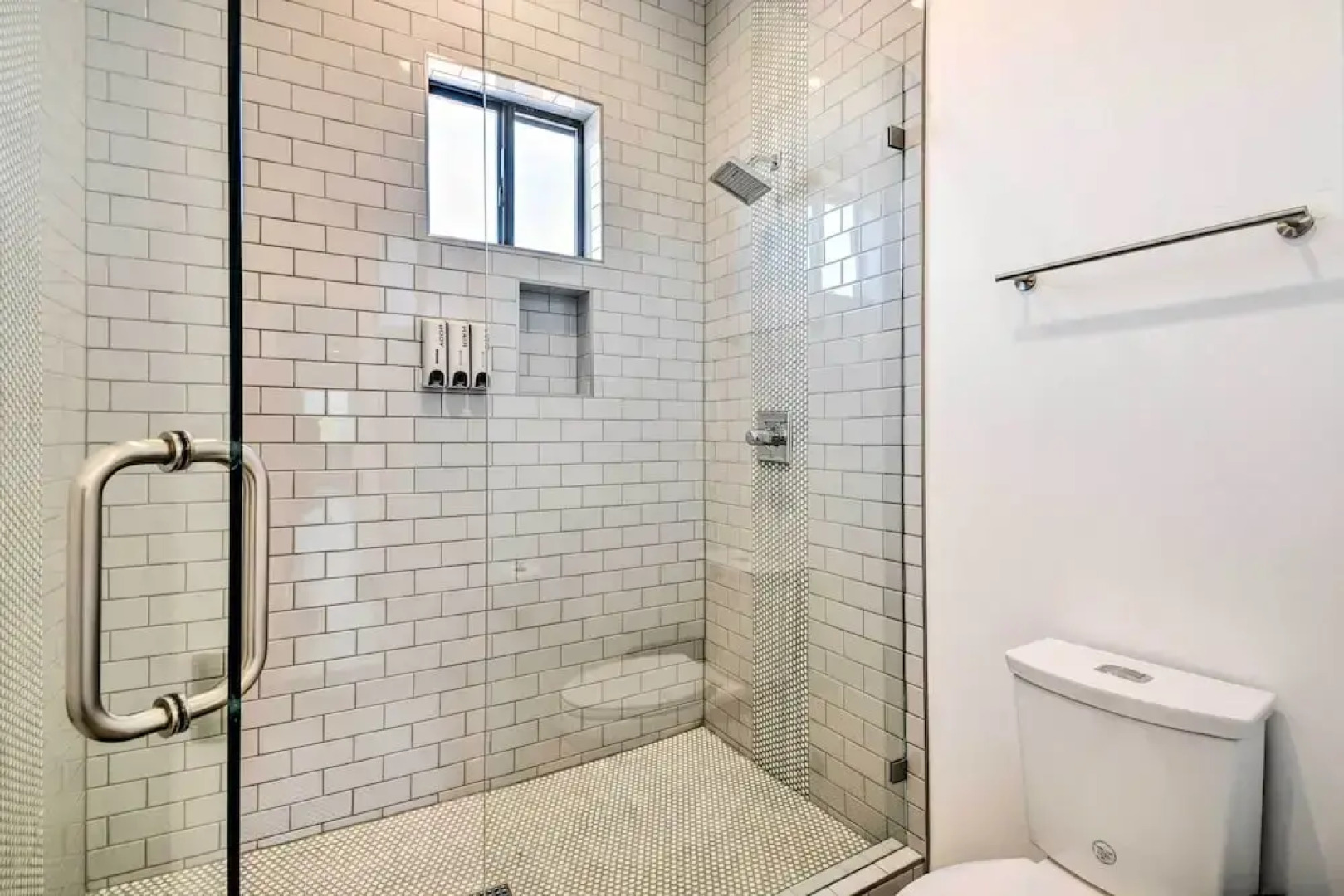 Desert Views, Fire Pit: Serene Phoenix Getaway