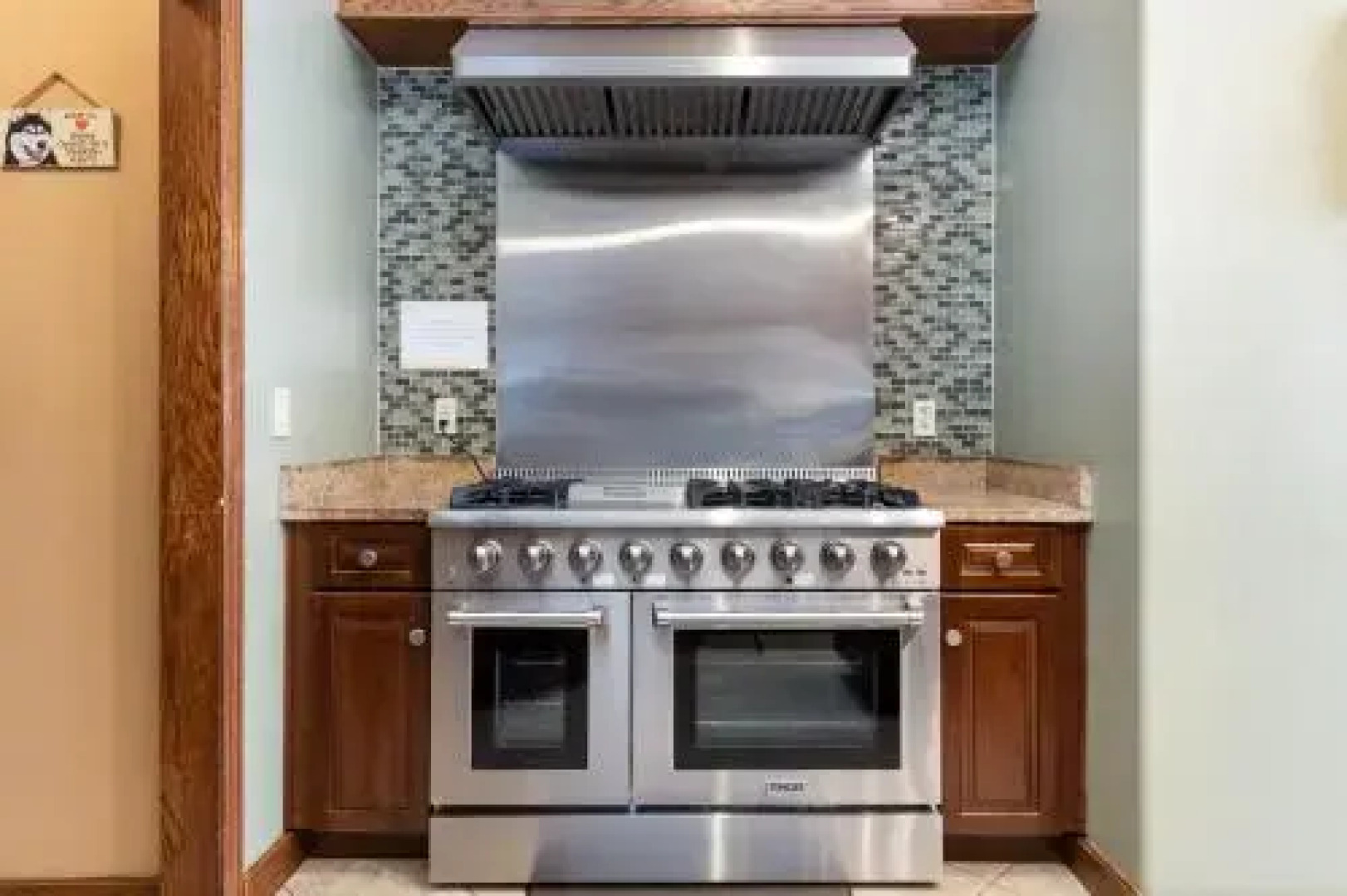 The Brooklyn Estate and Cottage