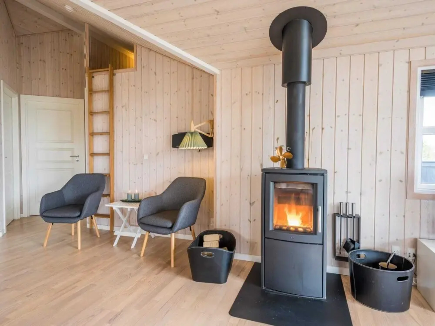 6 Person Holiday Home in Tarm
