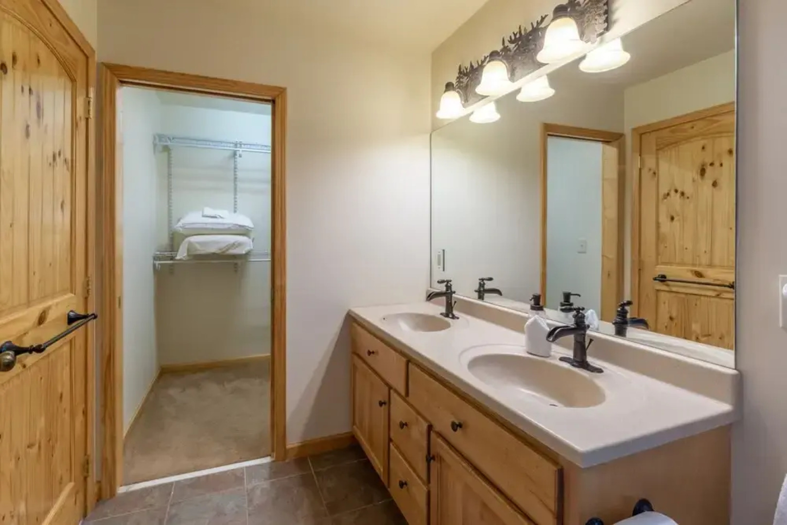 The Blue Ridge Mountain Top Cabin