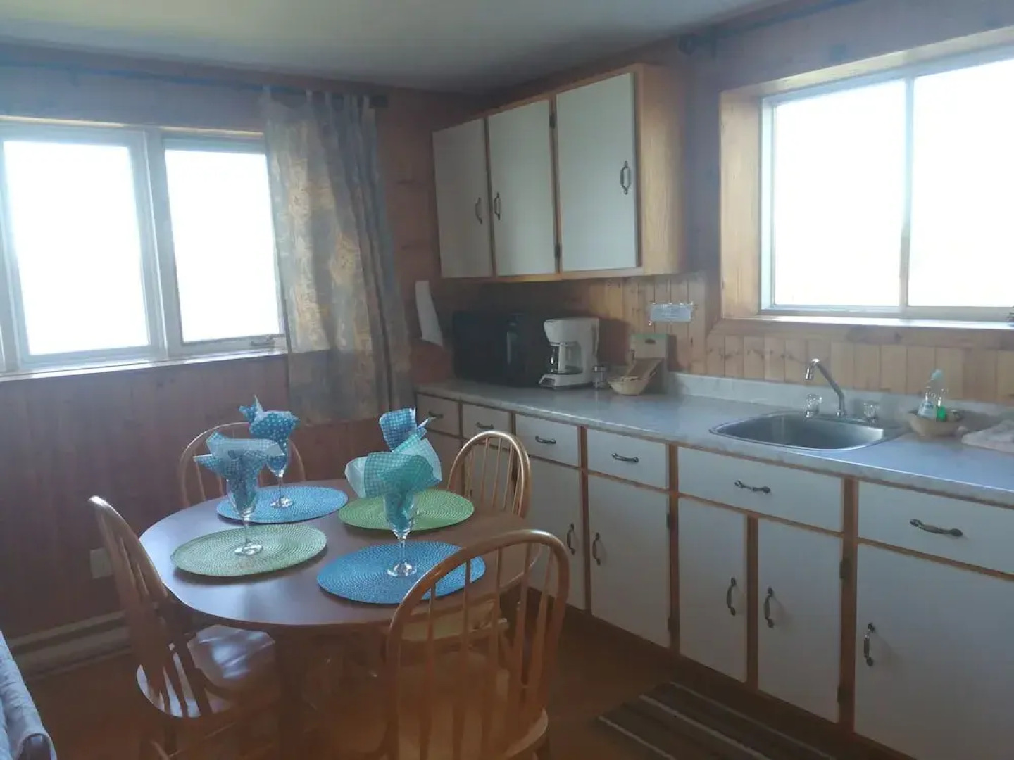 Knotty Pine Cottages