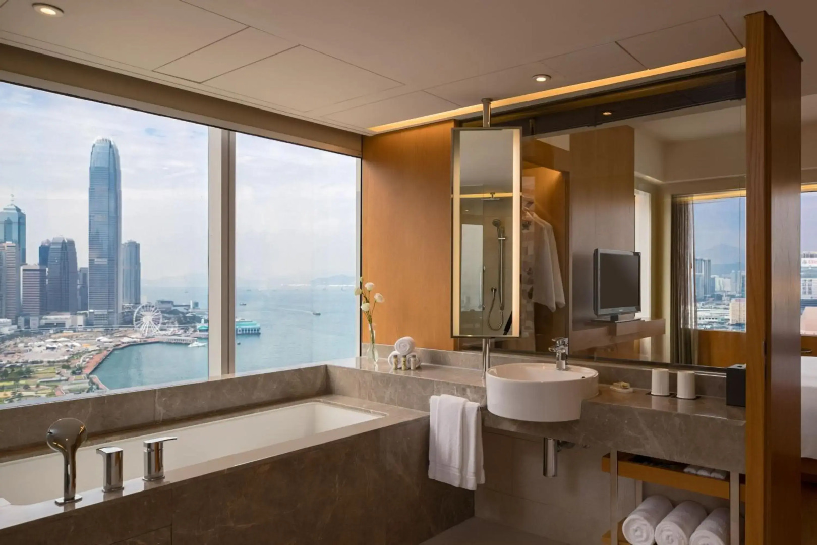 Renaissance Hong Kong Harbour View Hotel