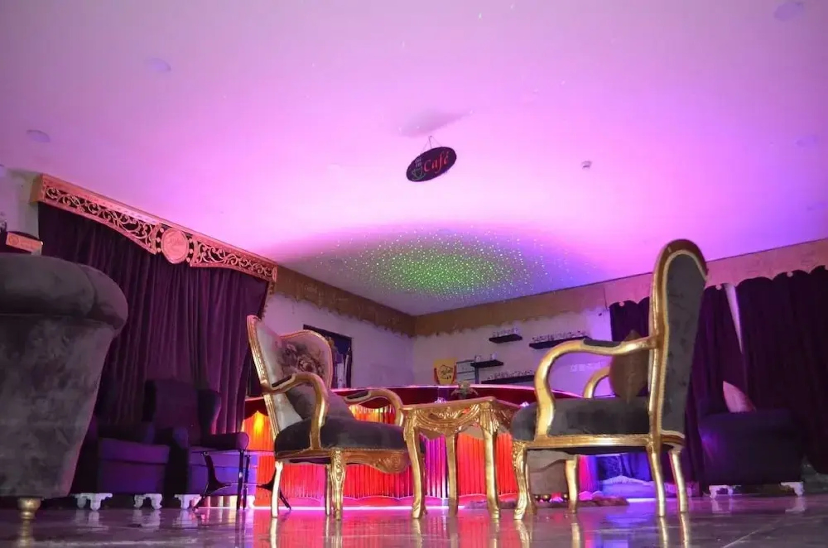 Million Palace Hotel