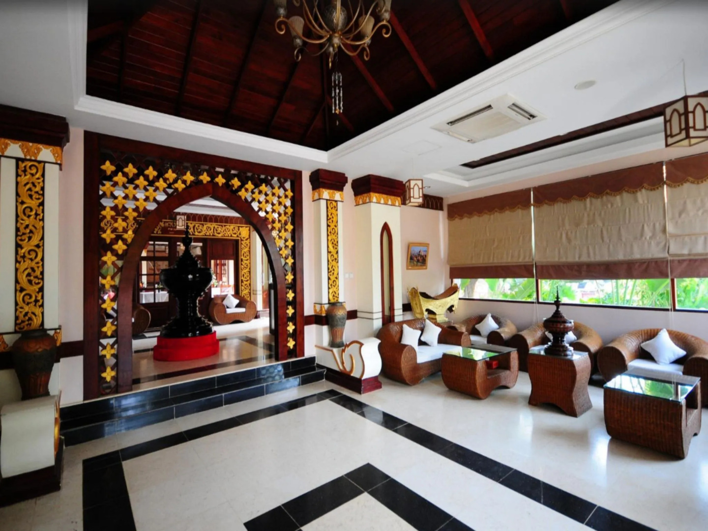 Shwe Yee Pwint Hotel