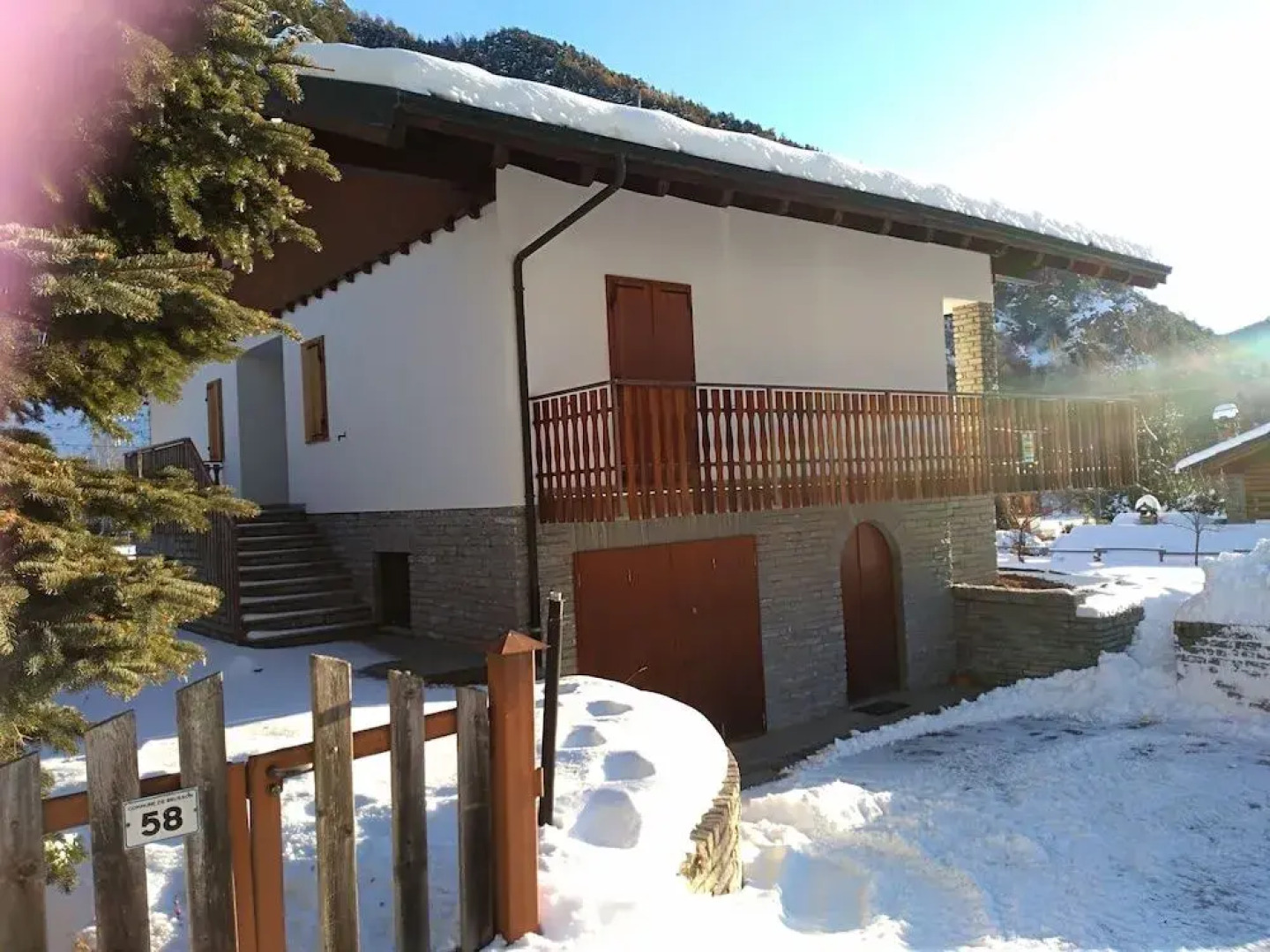 Sunlake Villa Brusson