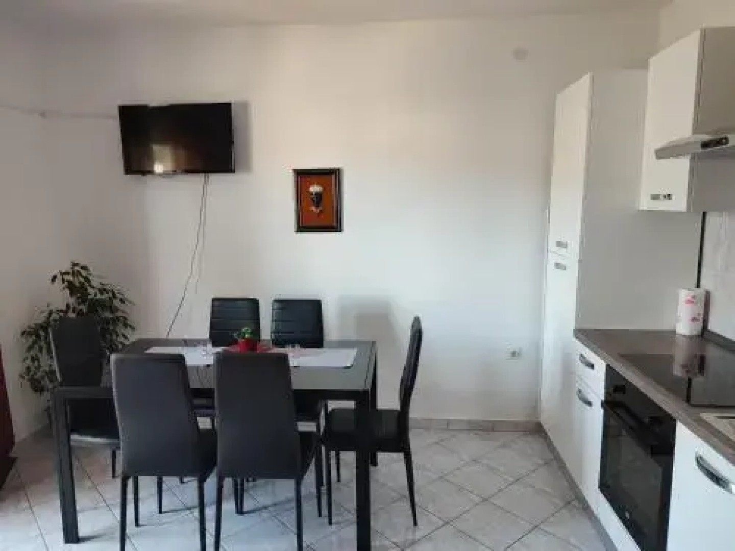 Apartments Luka