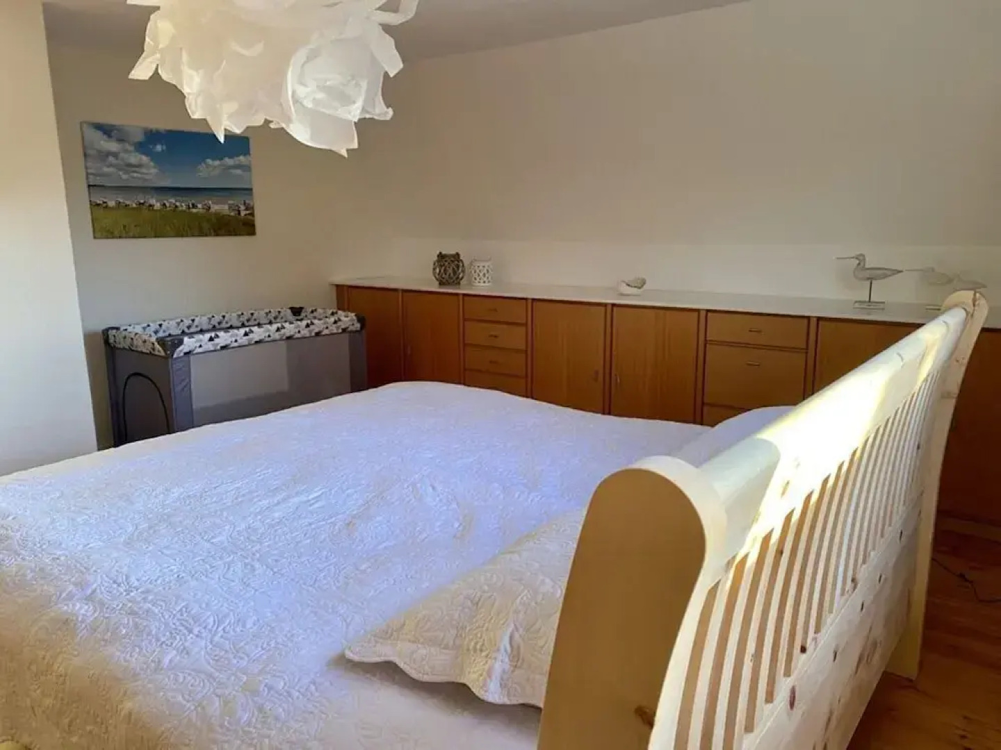 Cuddly Shell Modern Retreat