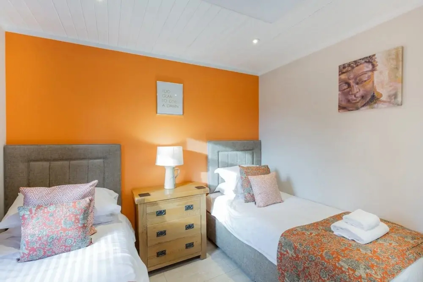 Birch 14 With Hot Tub, Newton Stewart