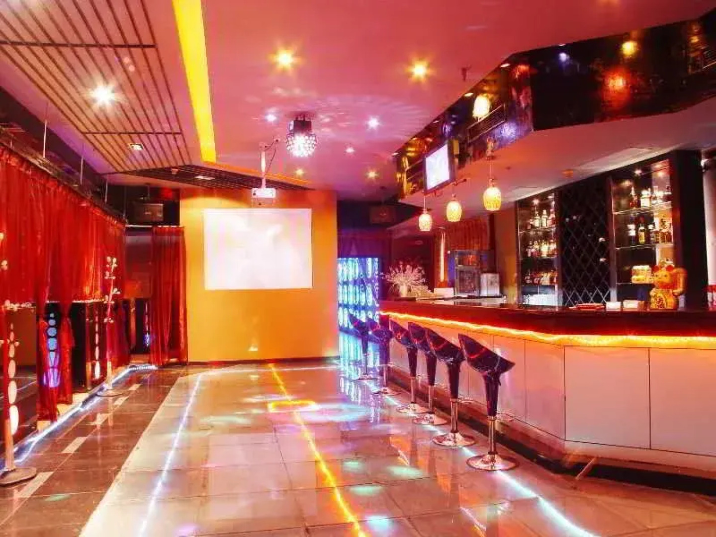 Overseas Chinese Hotel Hangzhou