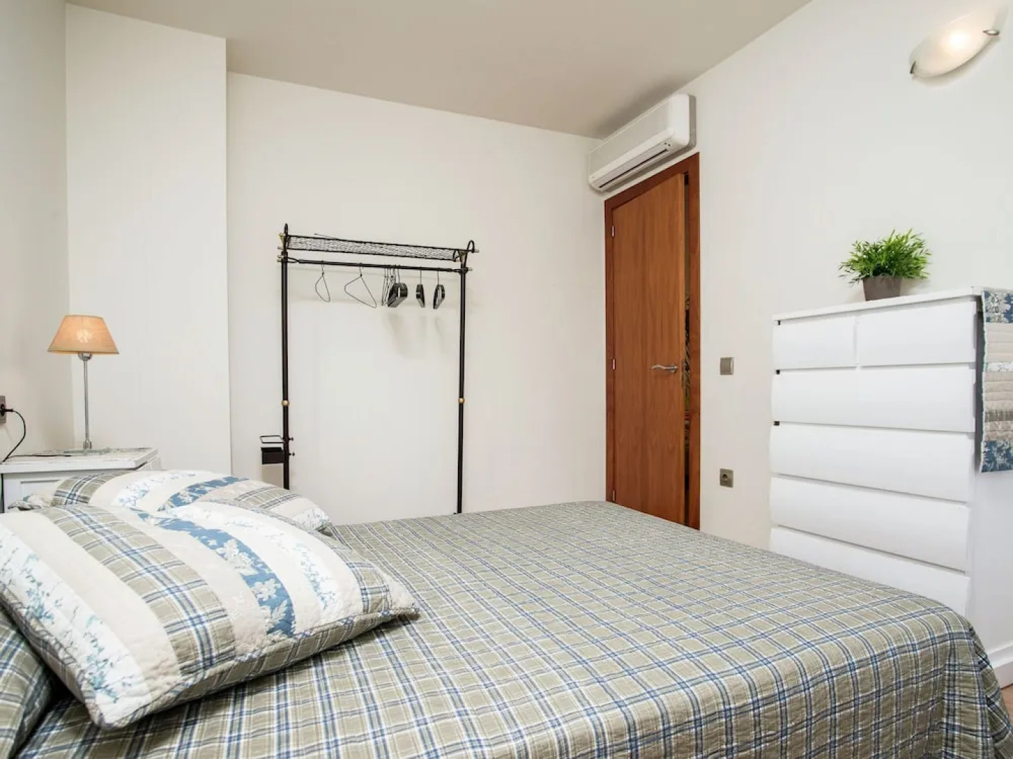 Cozy Holiday Home in Urbanització Bon Relax With Pool