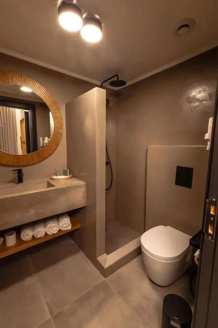 Bebatroun Beach Hotel