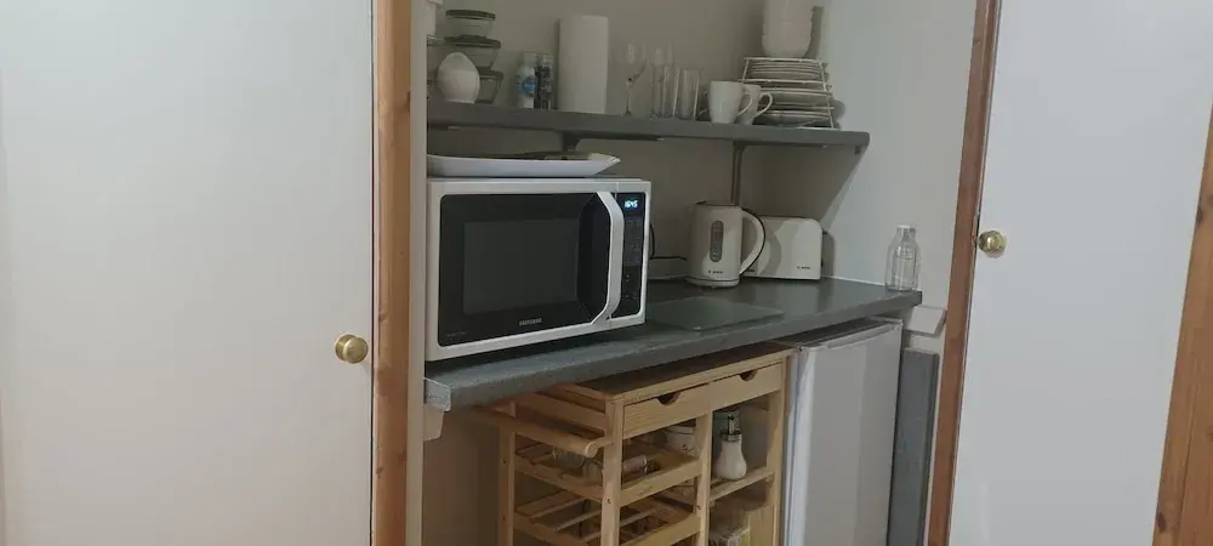 Relax With Amazing Views! 1-bed Studio in Tegryn