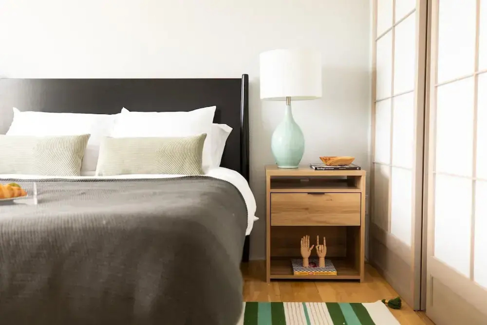 Beachcomber by AvantStay | 1 Block from Beach - Modern Estate w/ Ocean Views