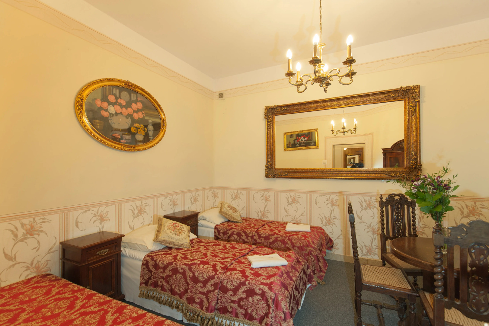 Metropolitan Apartments